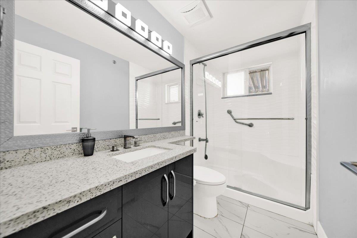 6640 123 Street Property Photo 25