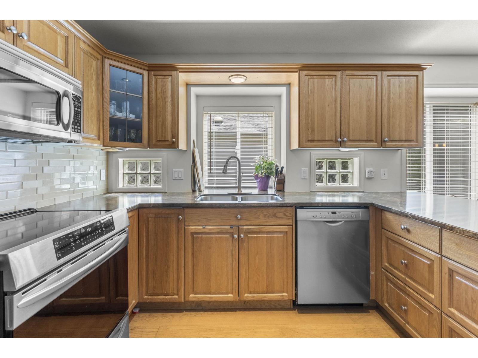 16 32250 Downes Road Property Photo 17
