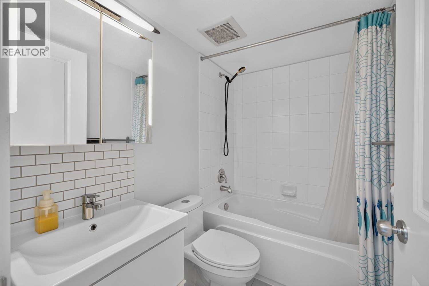 56 6528 Denbigh Avenue Property Photo 22
