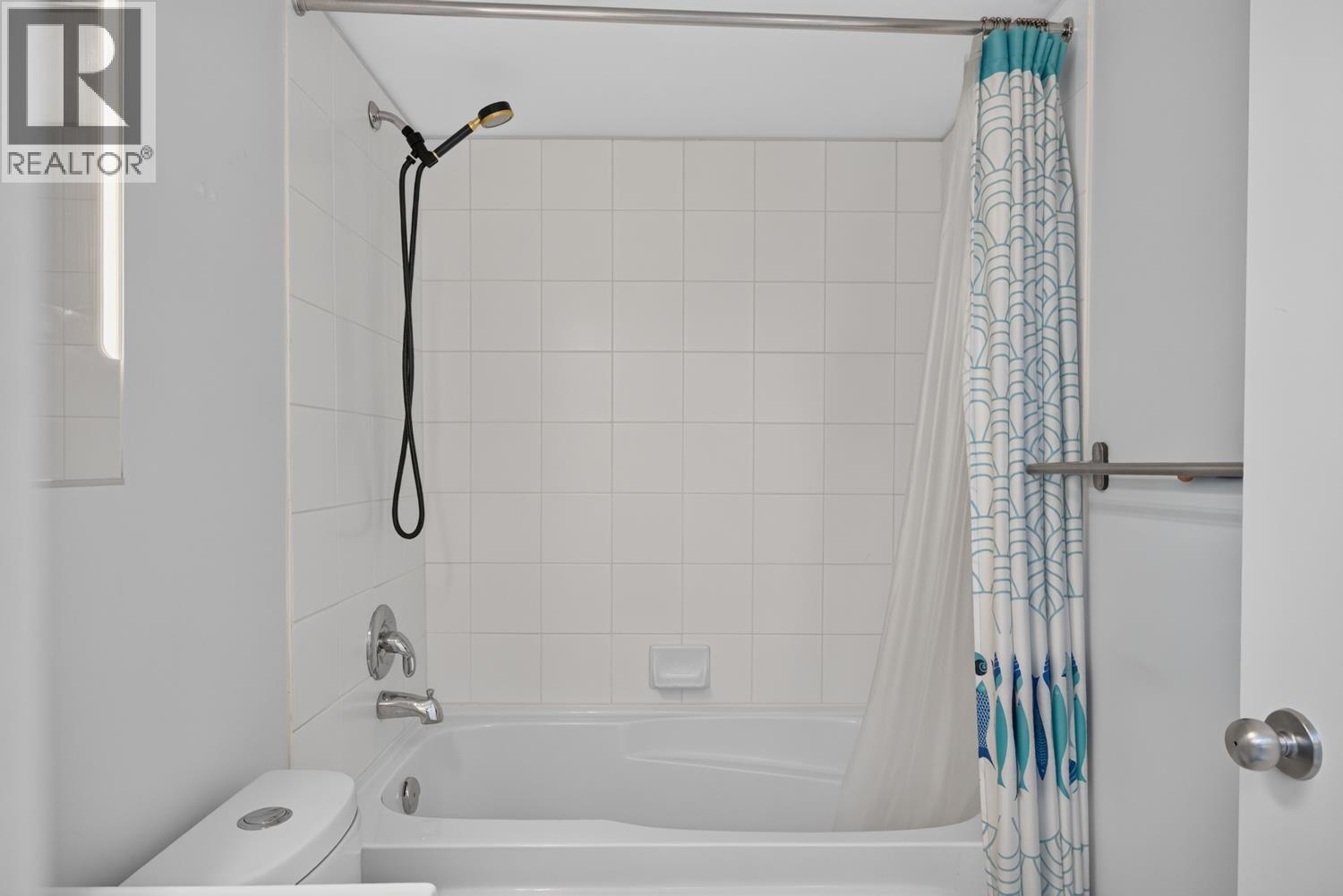 56 6528 Denbigh Avenue Property Photo 23