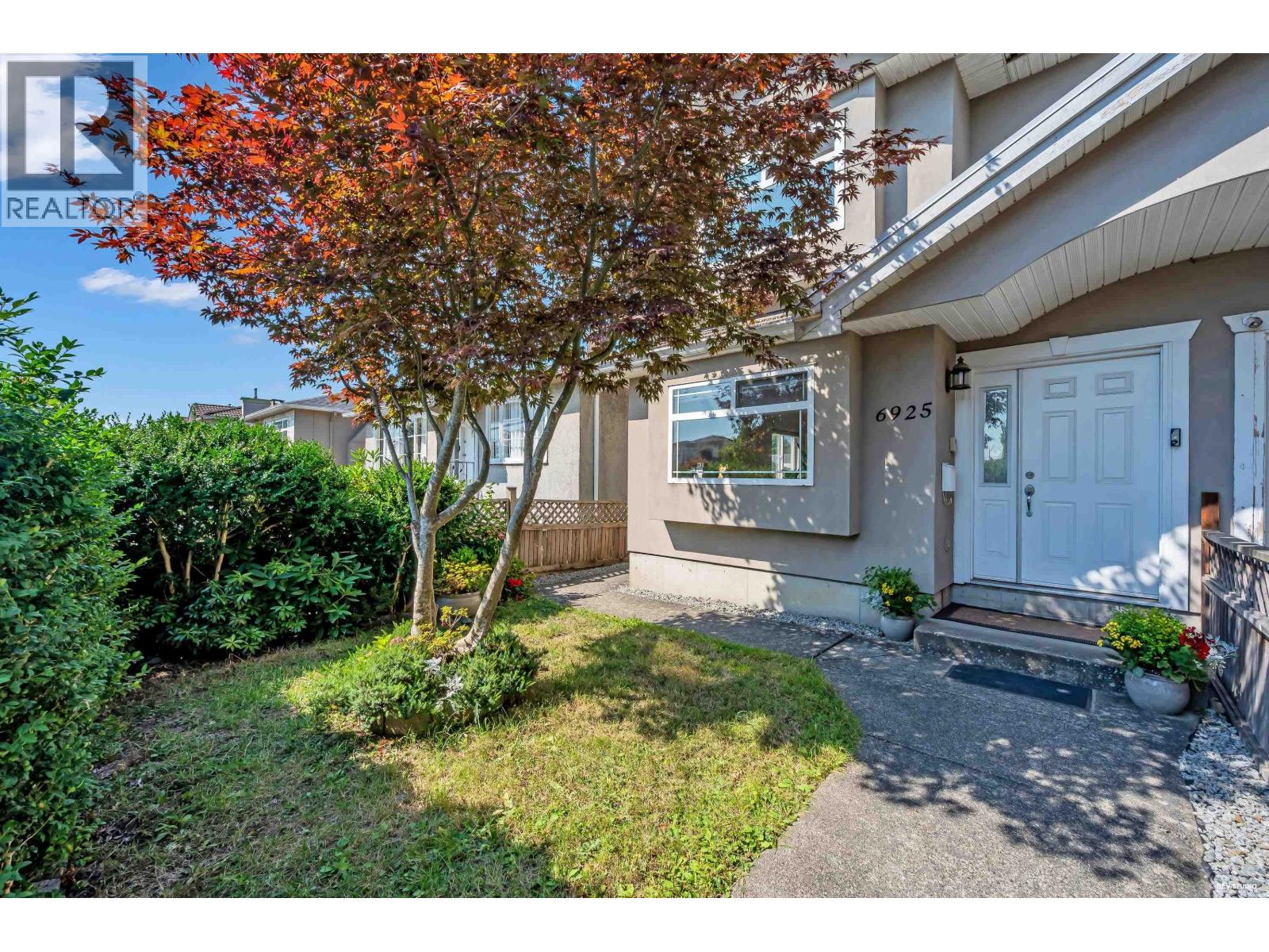 6925 Main Street Property Photo 1