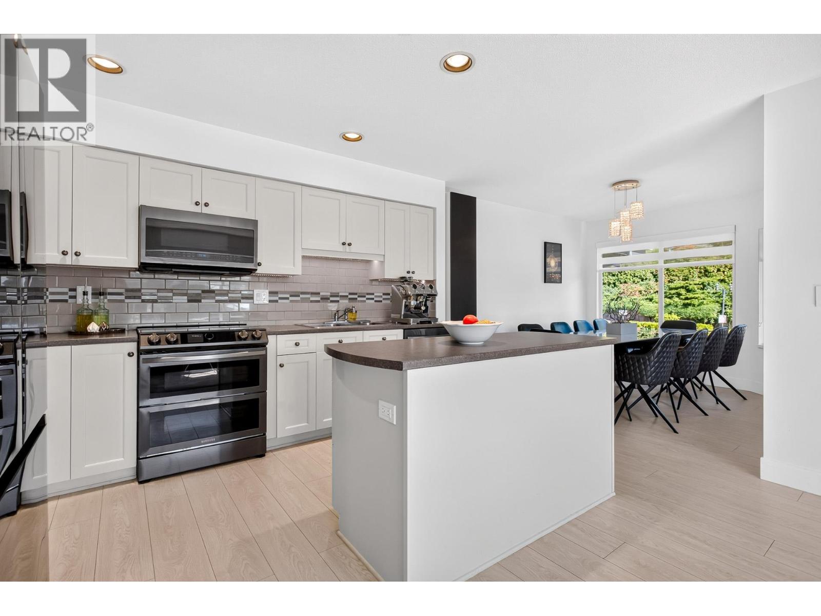150 1685 Pinetree Way Property Photo 14