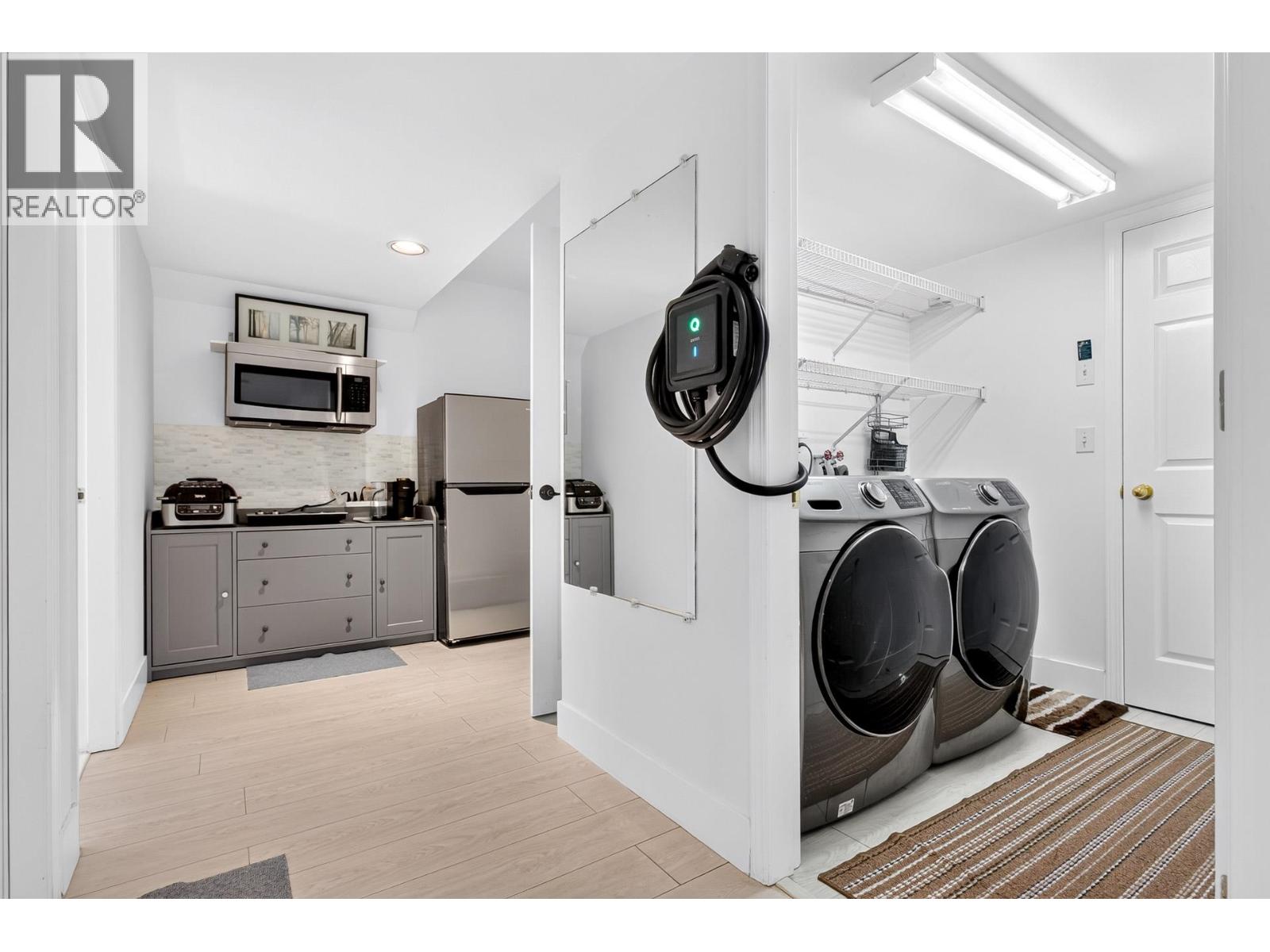 150 1685 Pinetree Way Property Photo 33