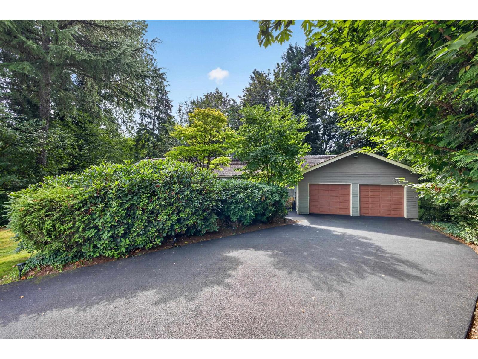35312 Mckinley Place Property Photo 4