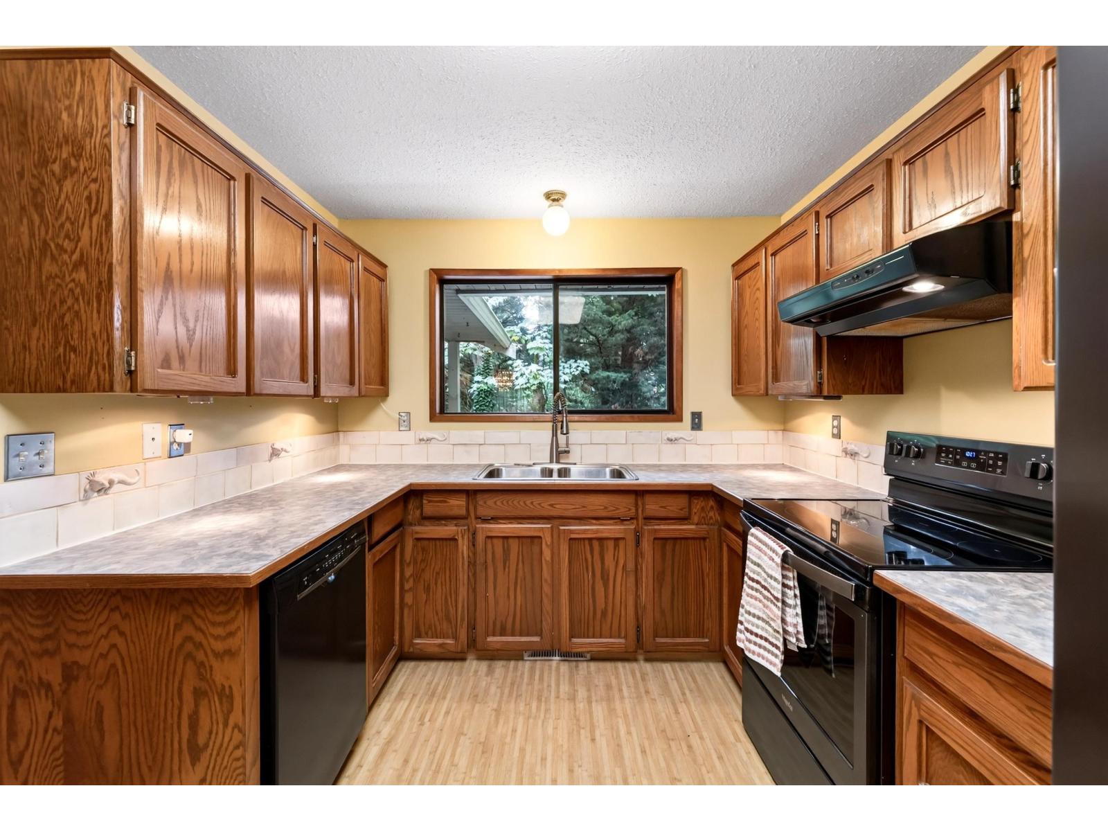 35312 Mckinley Place Property Photo 13