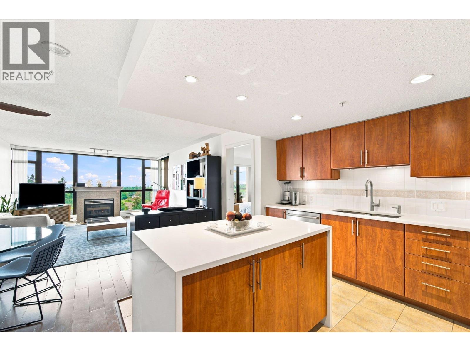 1205 615 Hamilton Street Property Photo 1