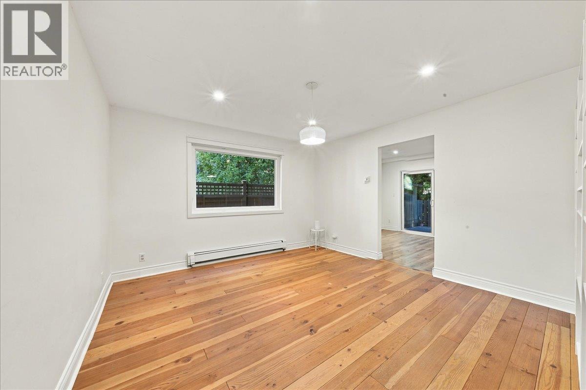 4151 Fircrest Place Property Photo 12