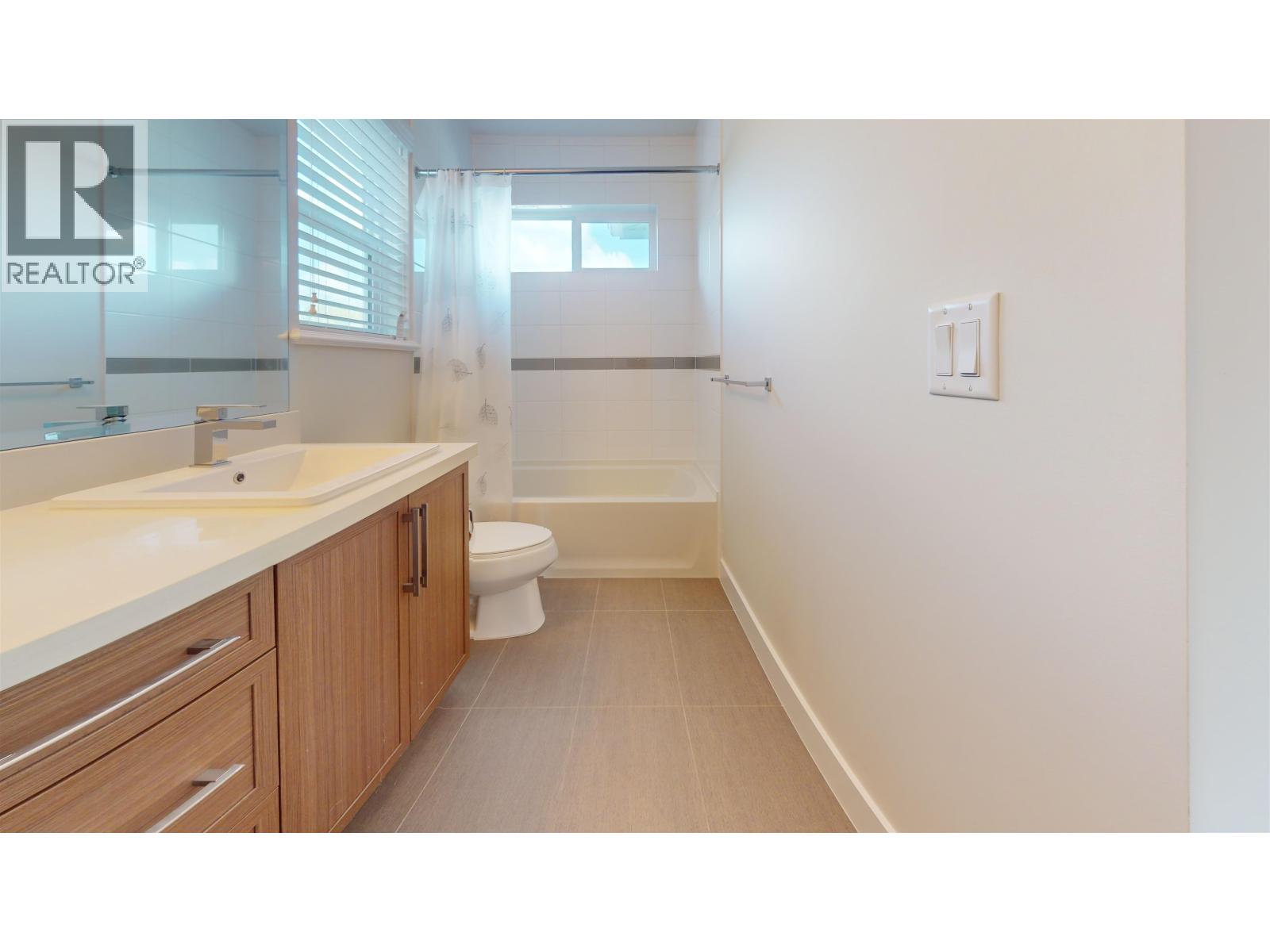 10329 238a Street Property Photo 21
