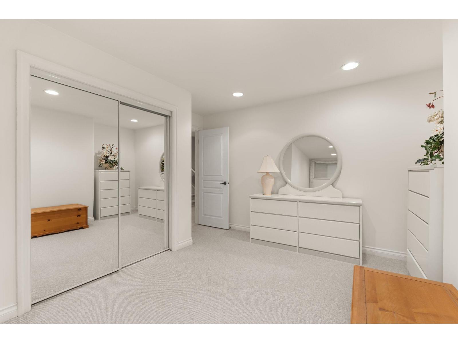 9 15715 34 Avenue Property Photo 32