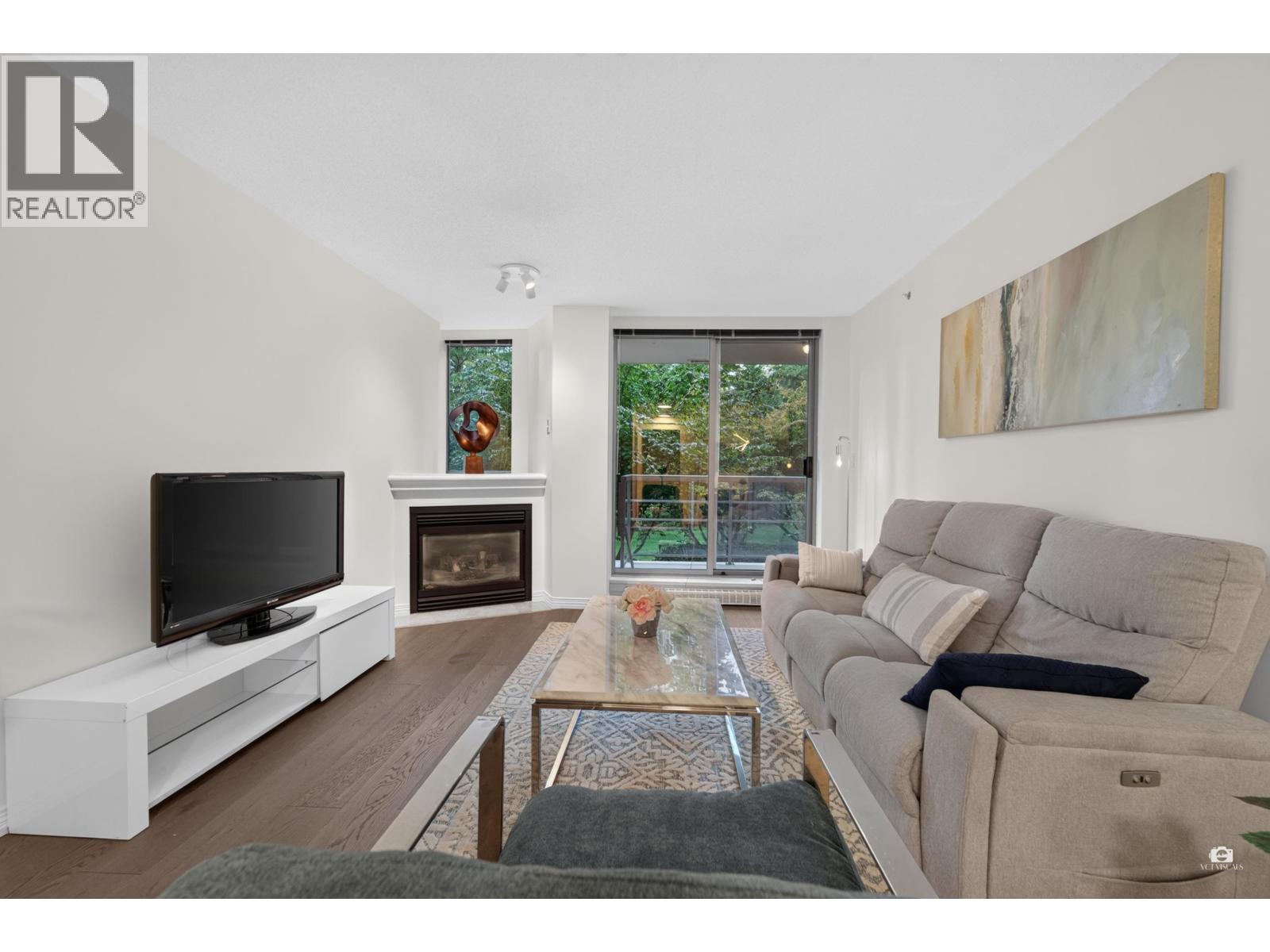202 5639 Hampton Place Property Photo 1