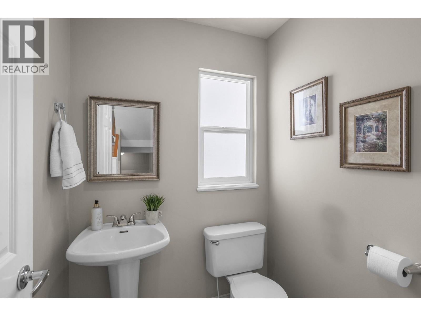 32 1108 Riverside Close Property Photo 10