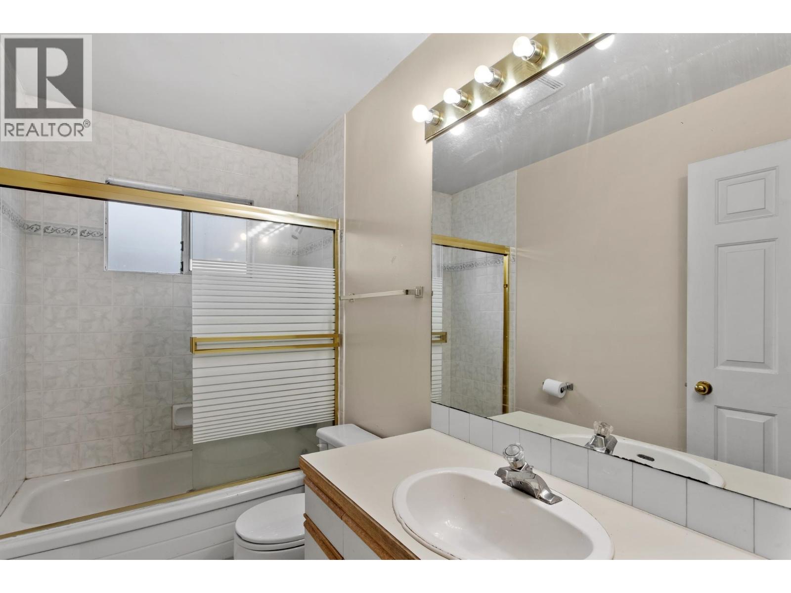 1678 E 13th Avenue Property Photo 31