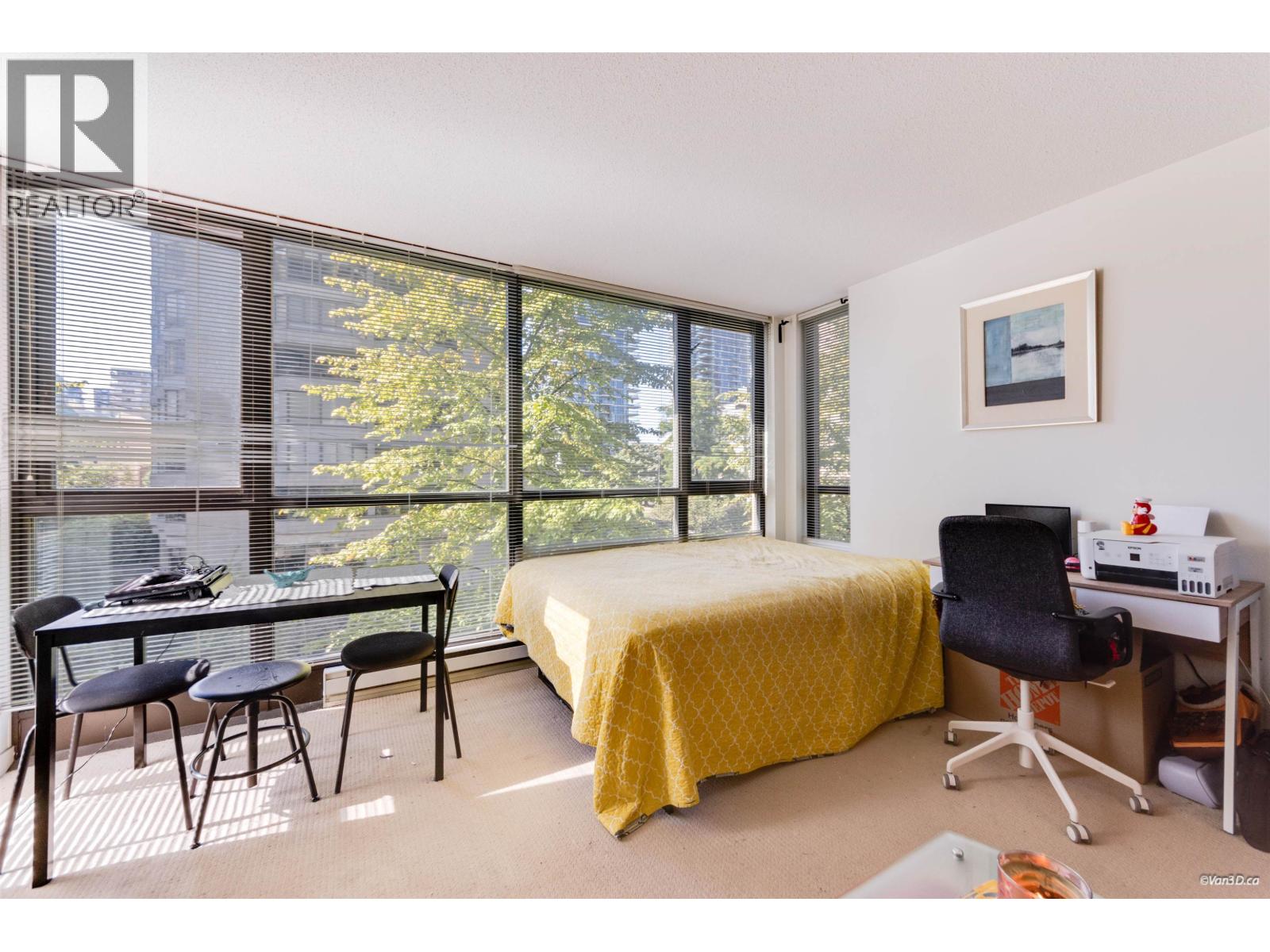403 1367 Alberni Street Property Photo 7