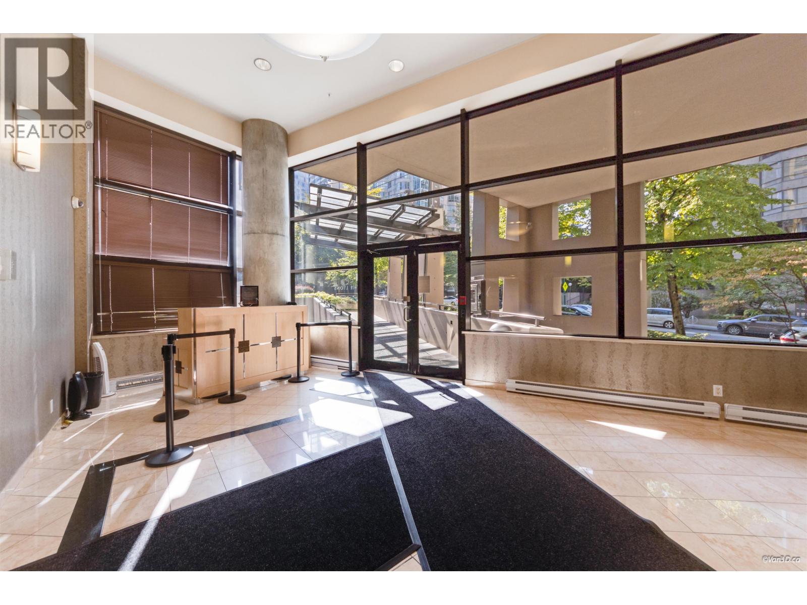 403 1367 Alberni Street Property Photo 18