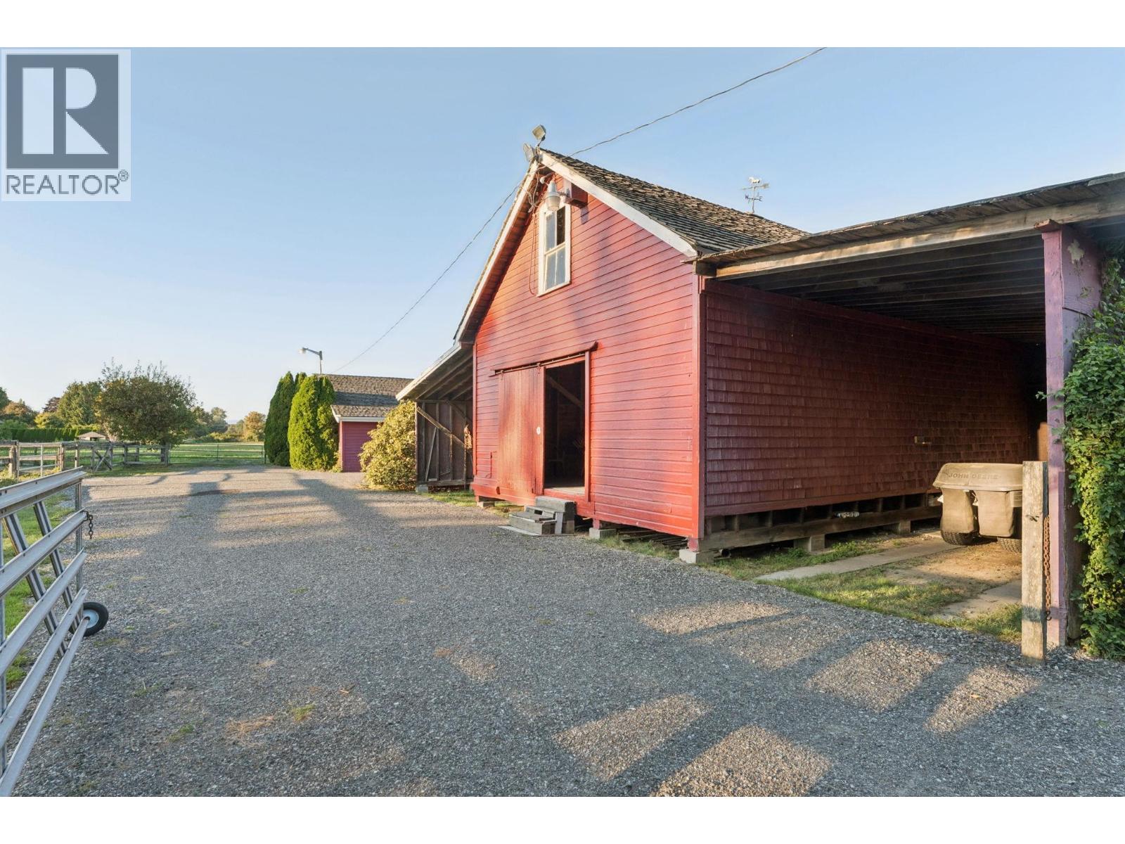 5331 34b Avenue Property Photo 29