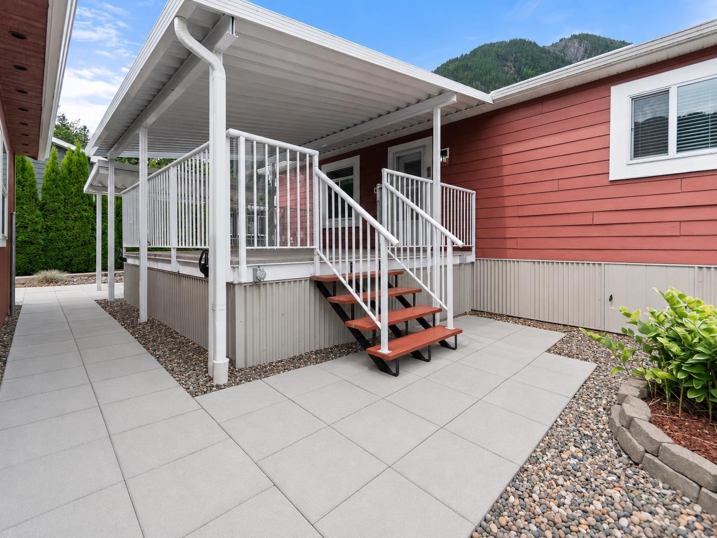 59060 Lougheed Highway #29 Property Photo 27