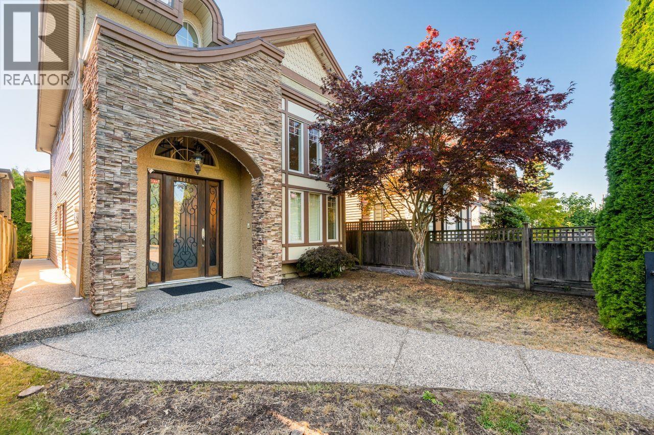 10511 No.1 Road Property Photo 1