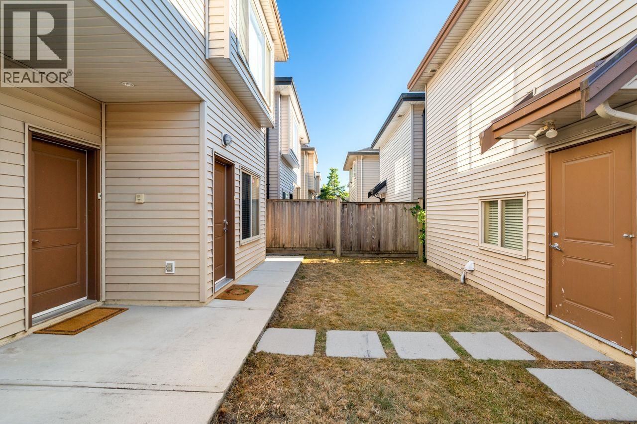 10511 No.1 Road Property Photo 2