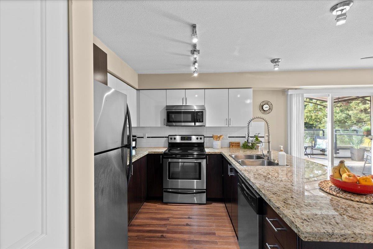 304 14960 102a Avenue Property Photo 13