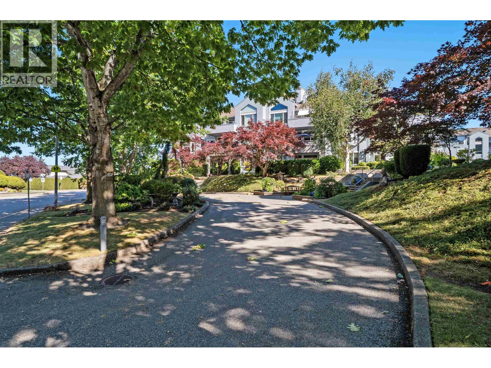 121 12873 Railway Avenue Property Photo 1