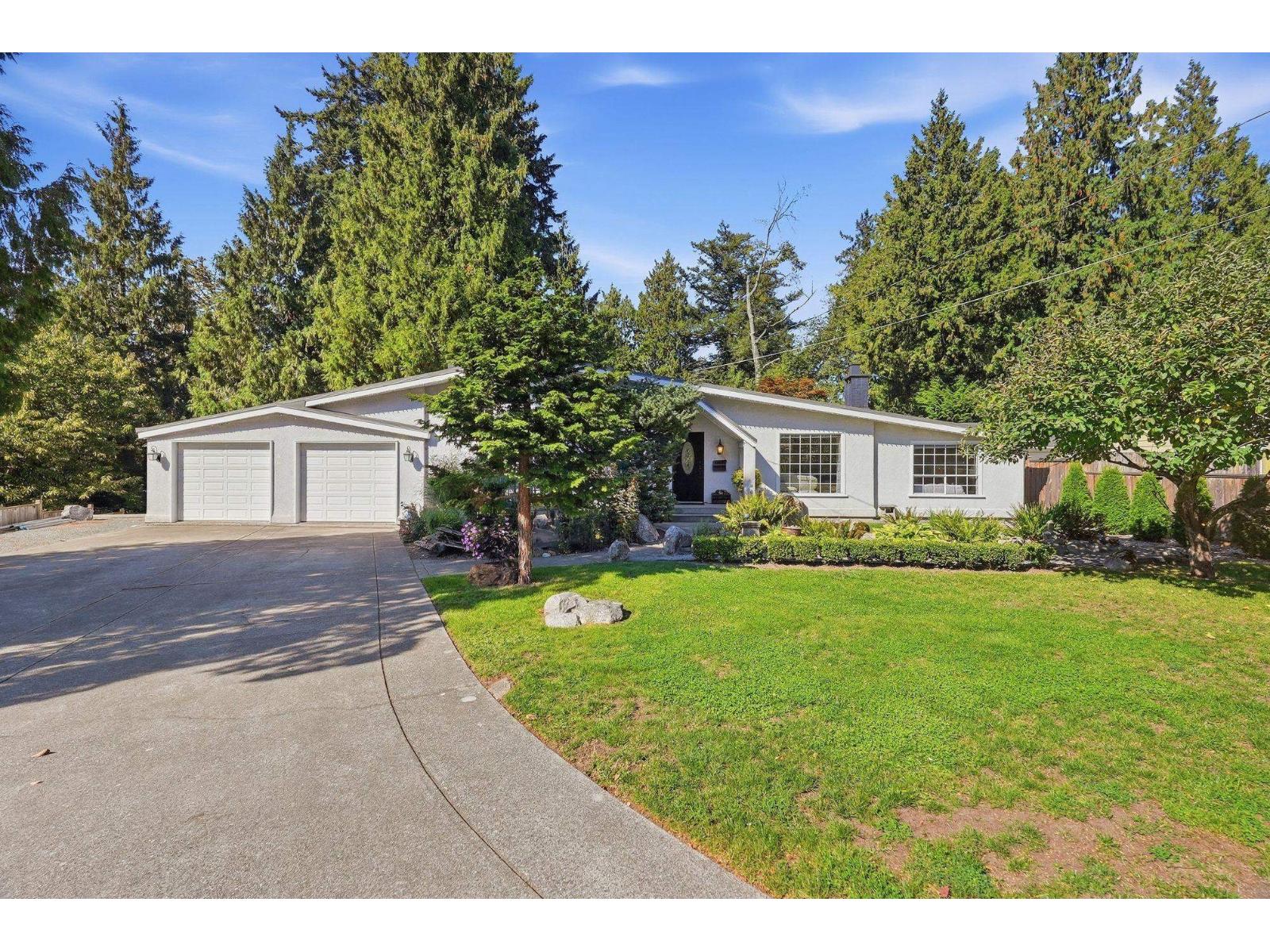 10461 Main Street Property Photo 1