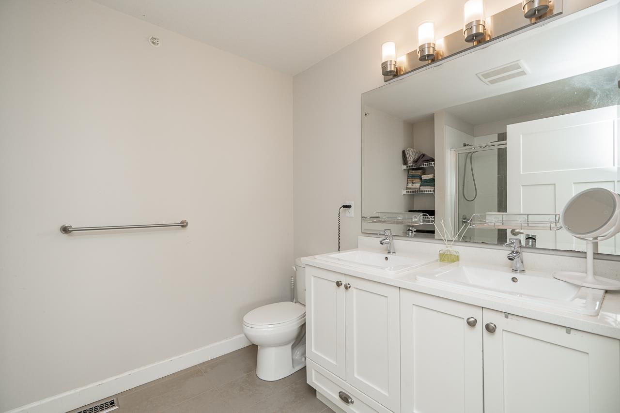 28 7157 210 Street Property Photo 21