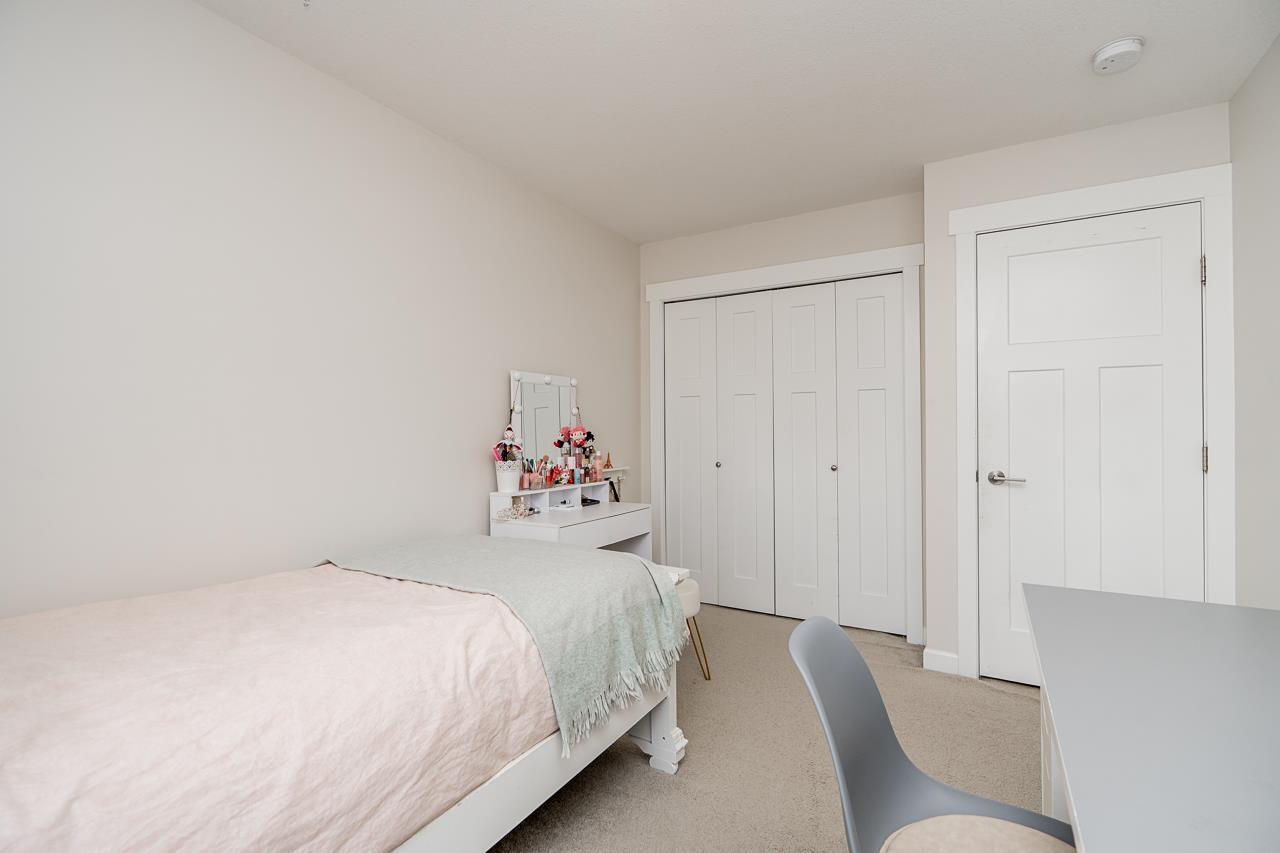 28 7157 210 Street Property Photo 25