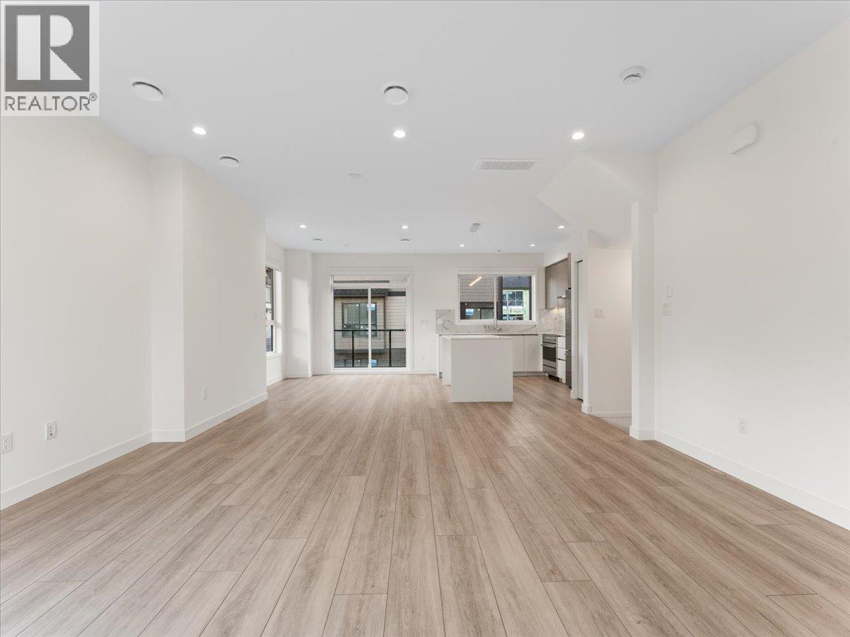 34 4337 BOUNDARY ROAD Property Photo 1