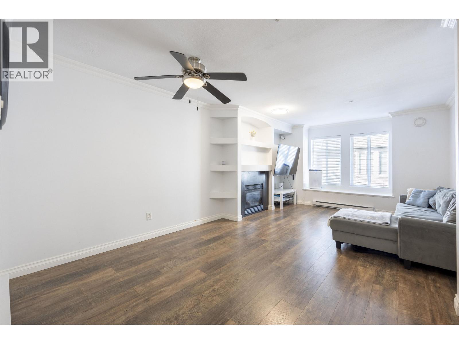 42 19141 124 Avenue Property Photo 6