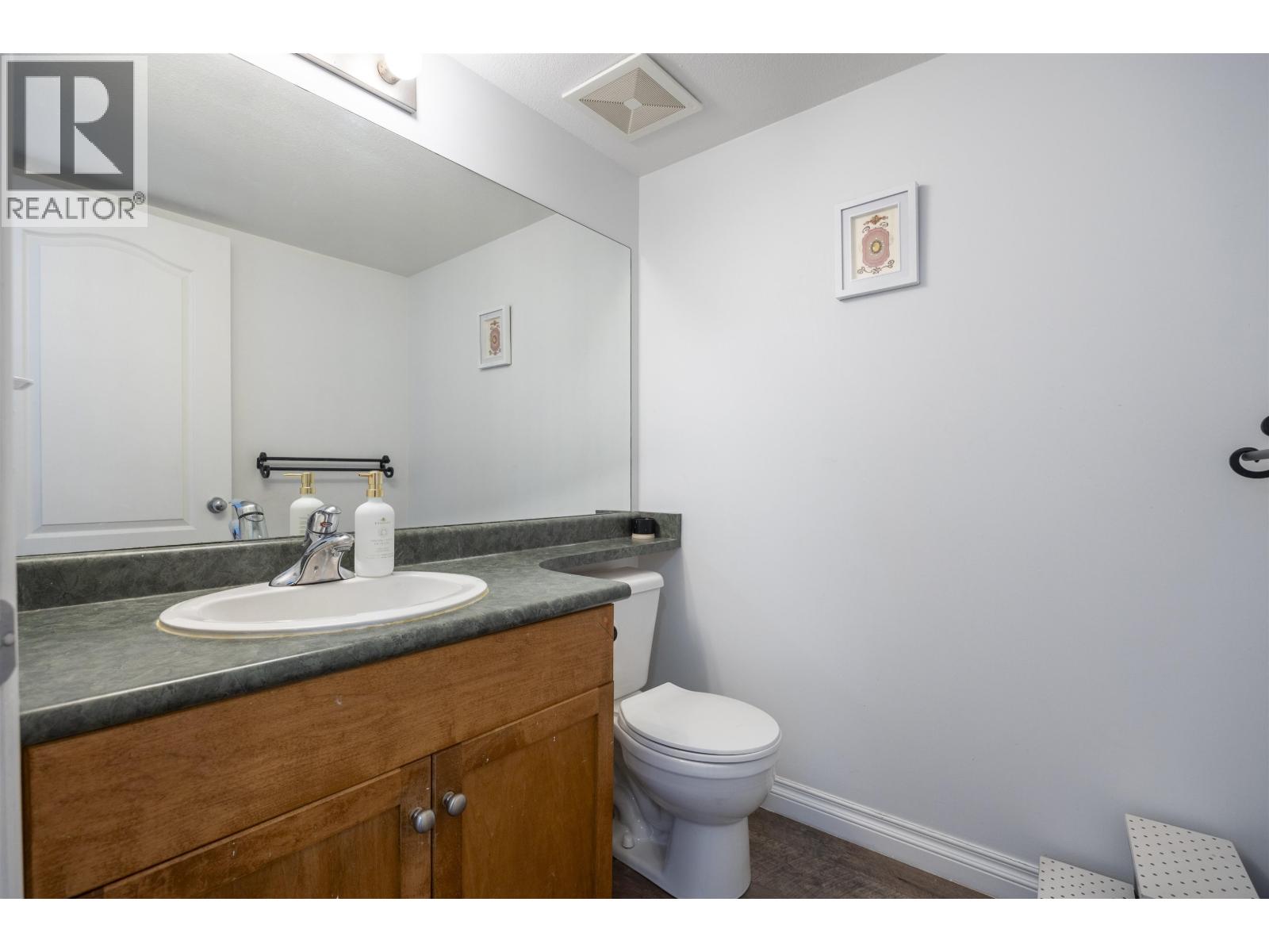 42 19141 124 Avenue Property Photo 17