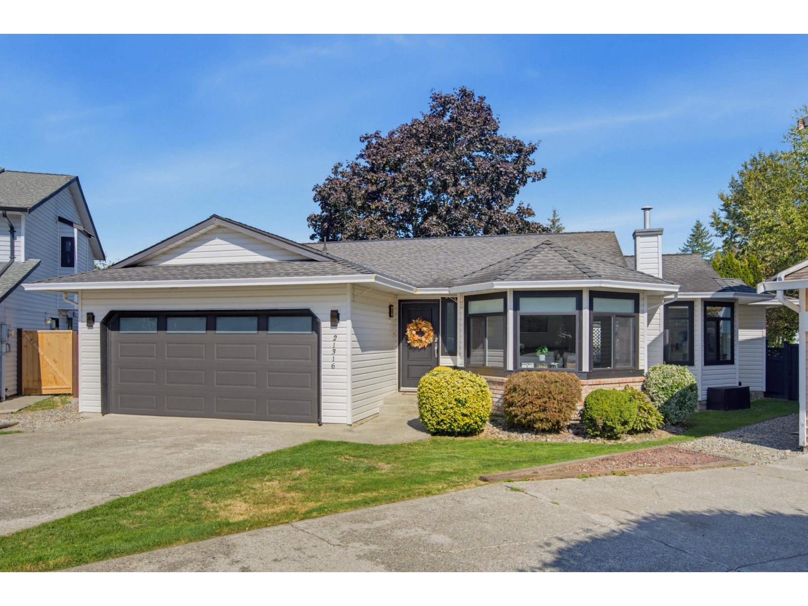 21316 89a Avenue Property Photo 2