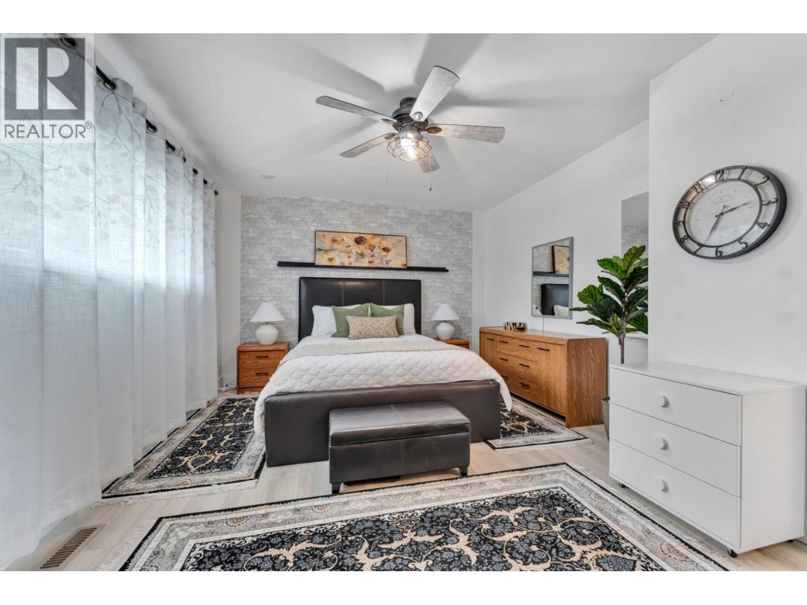 1401 Apel Drive Property Photo 28