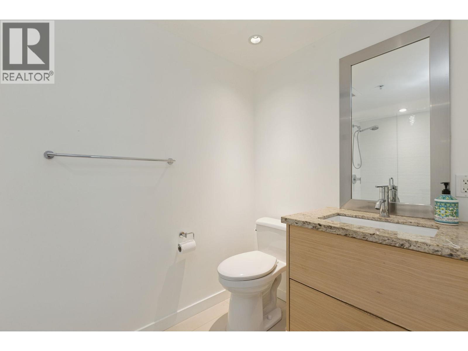 204 2832 Capilano Road Property Photo 27