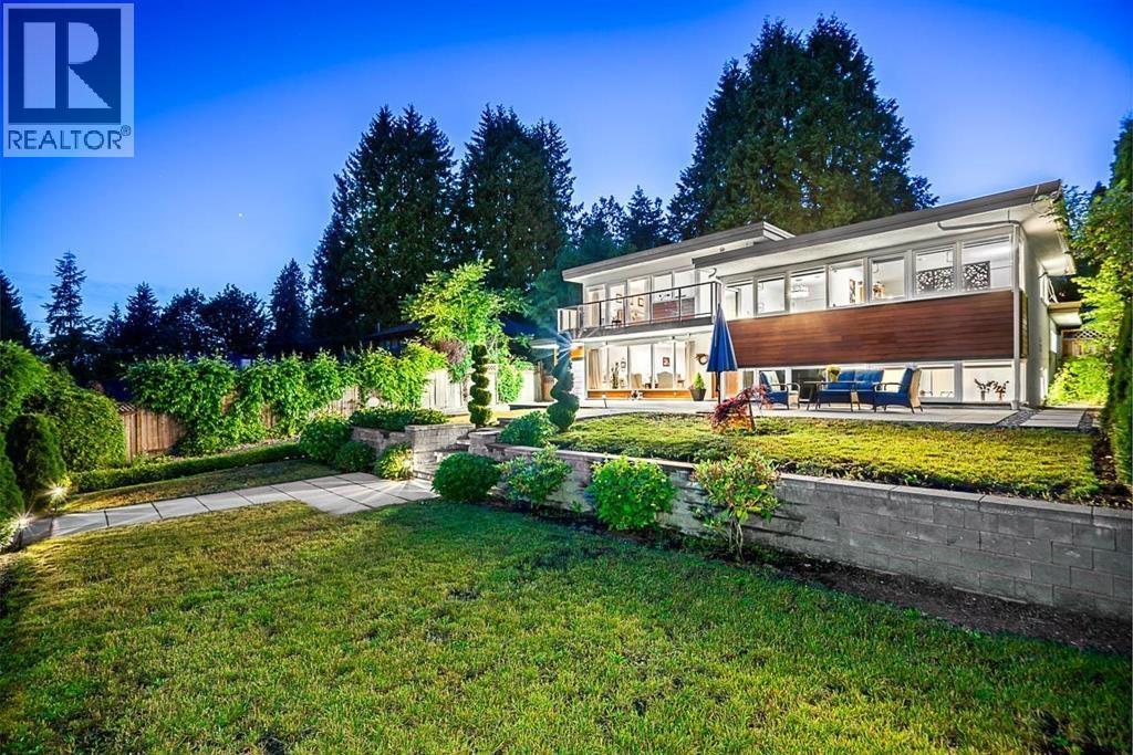 1555 Lawson Avenue Property Photo 2
