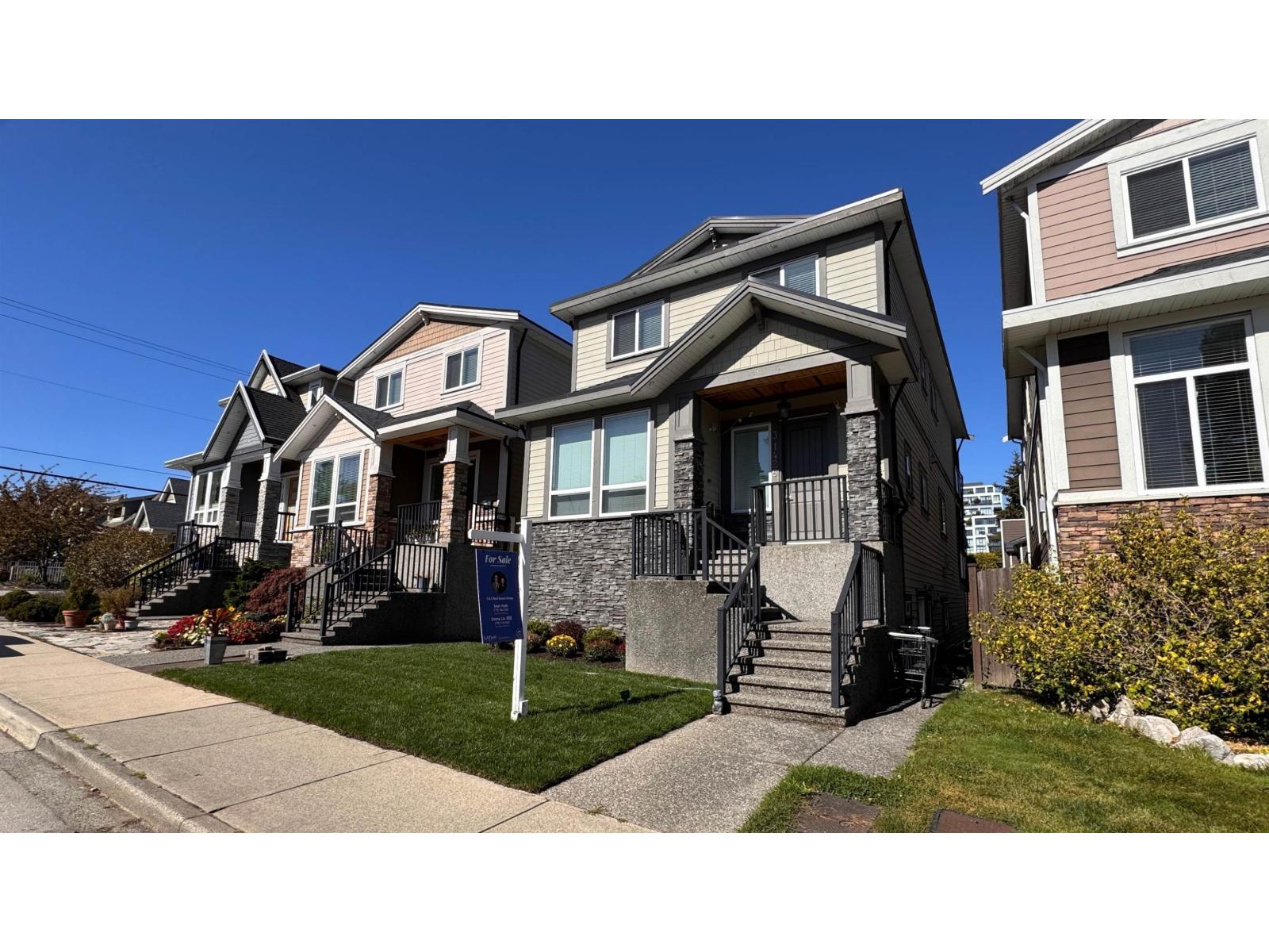 3 1426 Finlay Street Property Photo 1