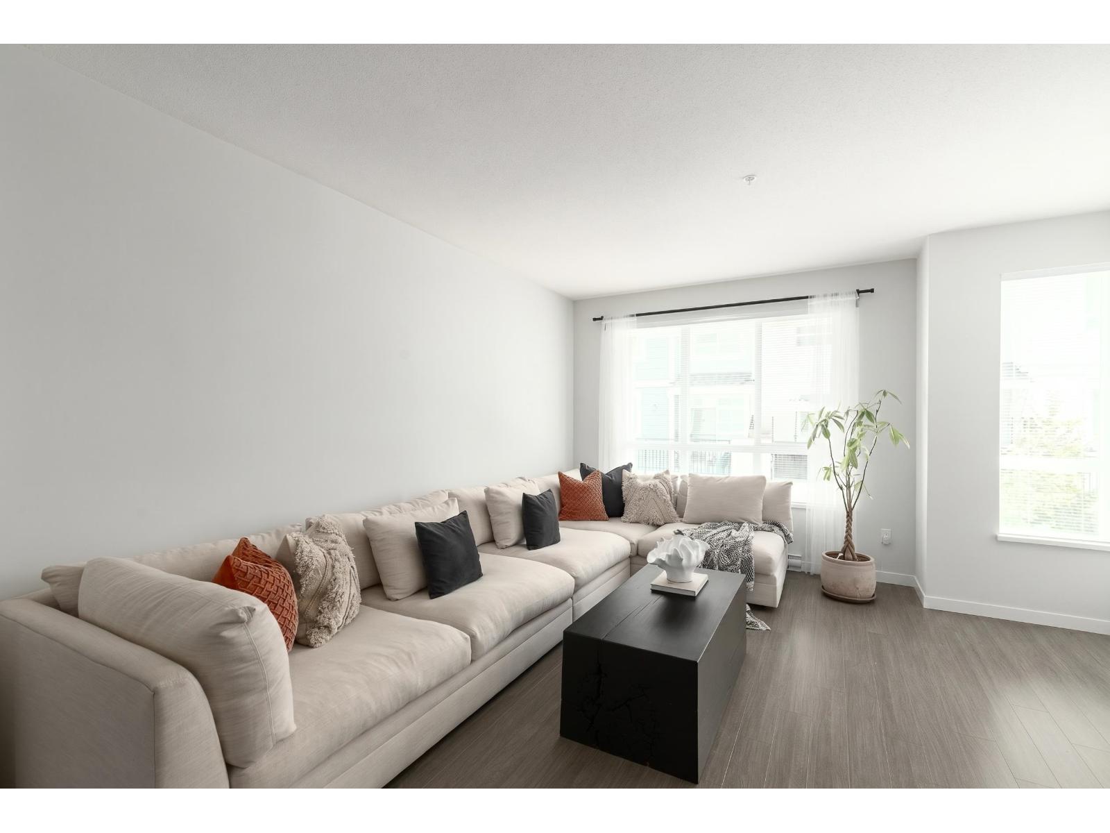 6 8335 Nelson Street Property Photo 4
