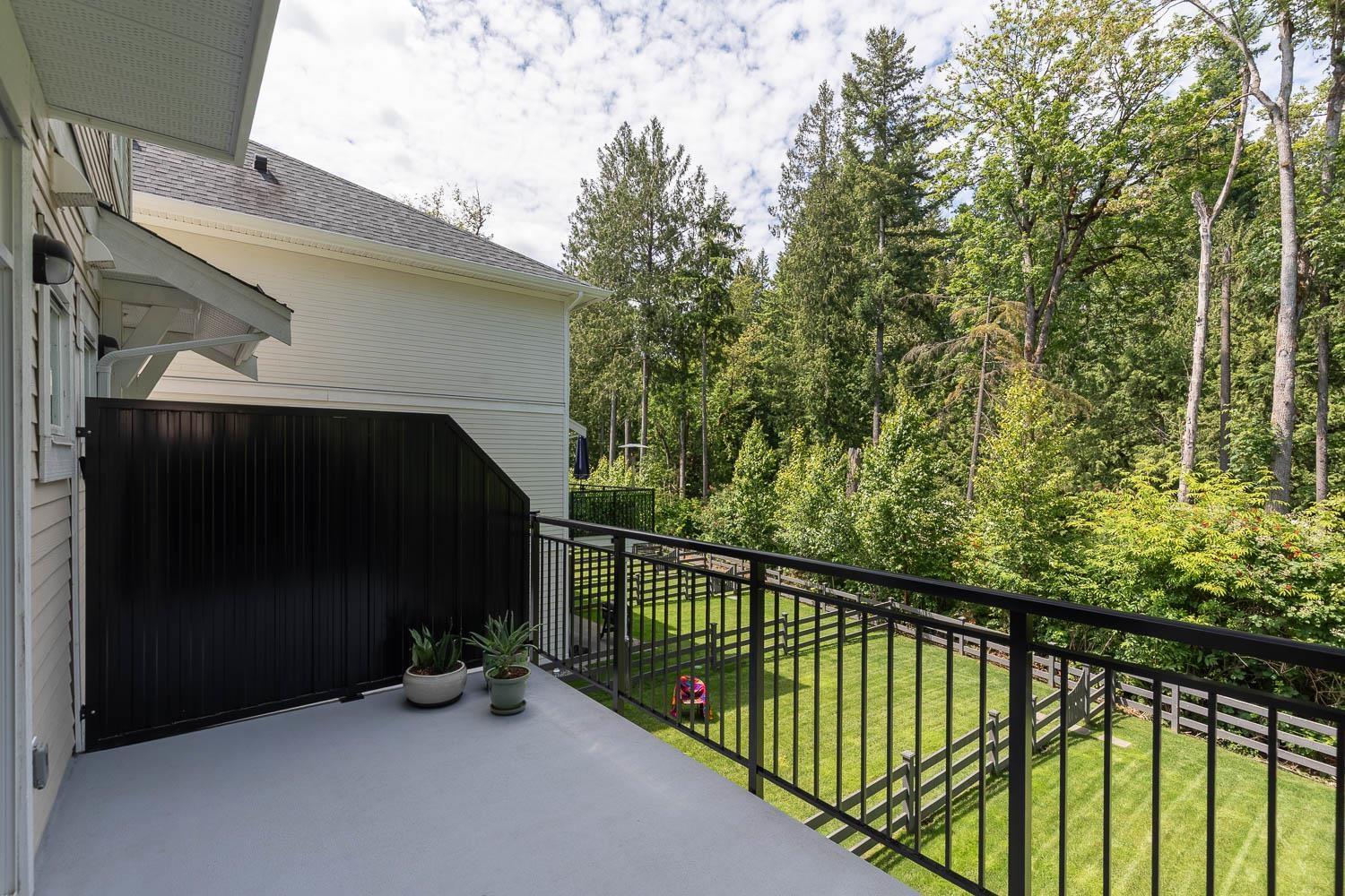 6 8335 Nelson Street Property Photo 9