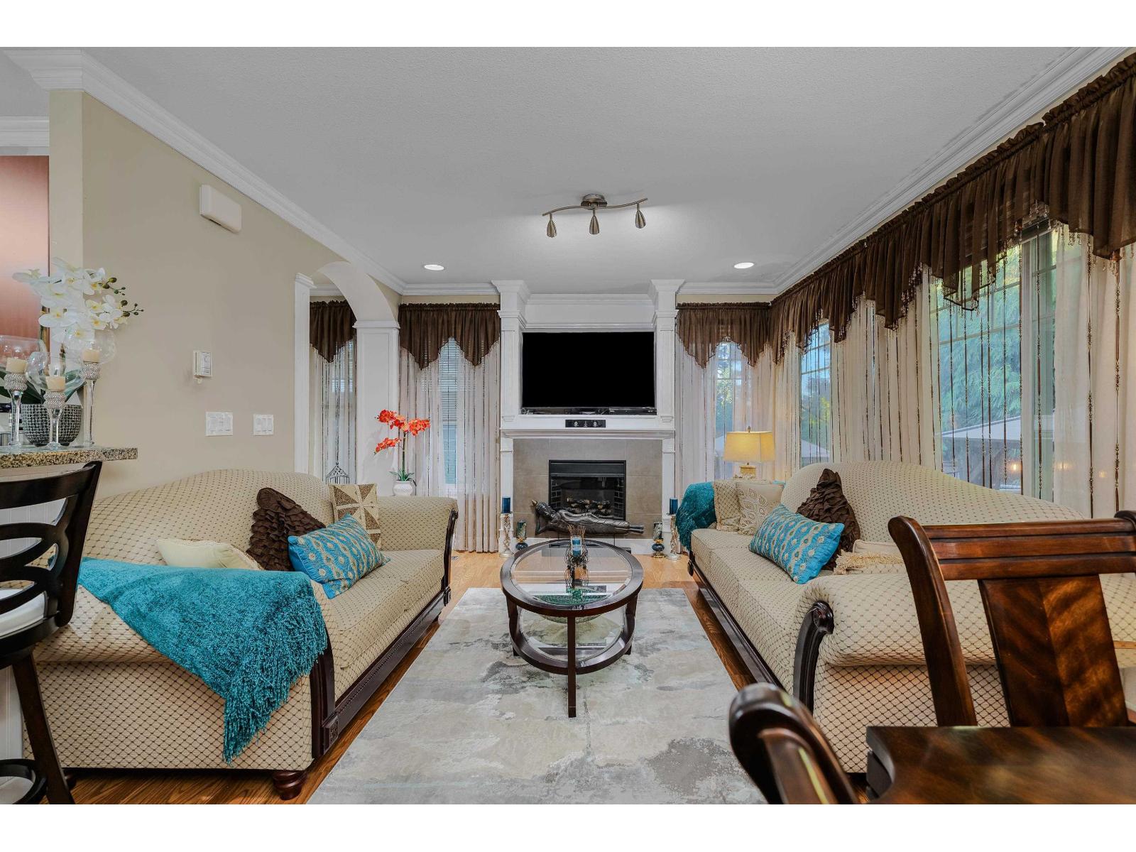 44 6110 138th Street Property Photo 4