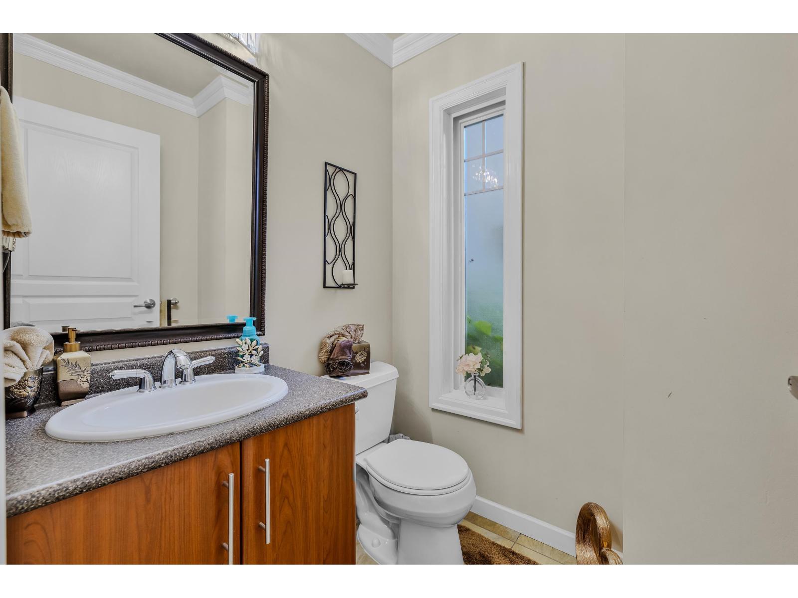 44 6110 138th Street Property Photo 5