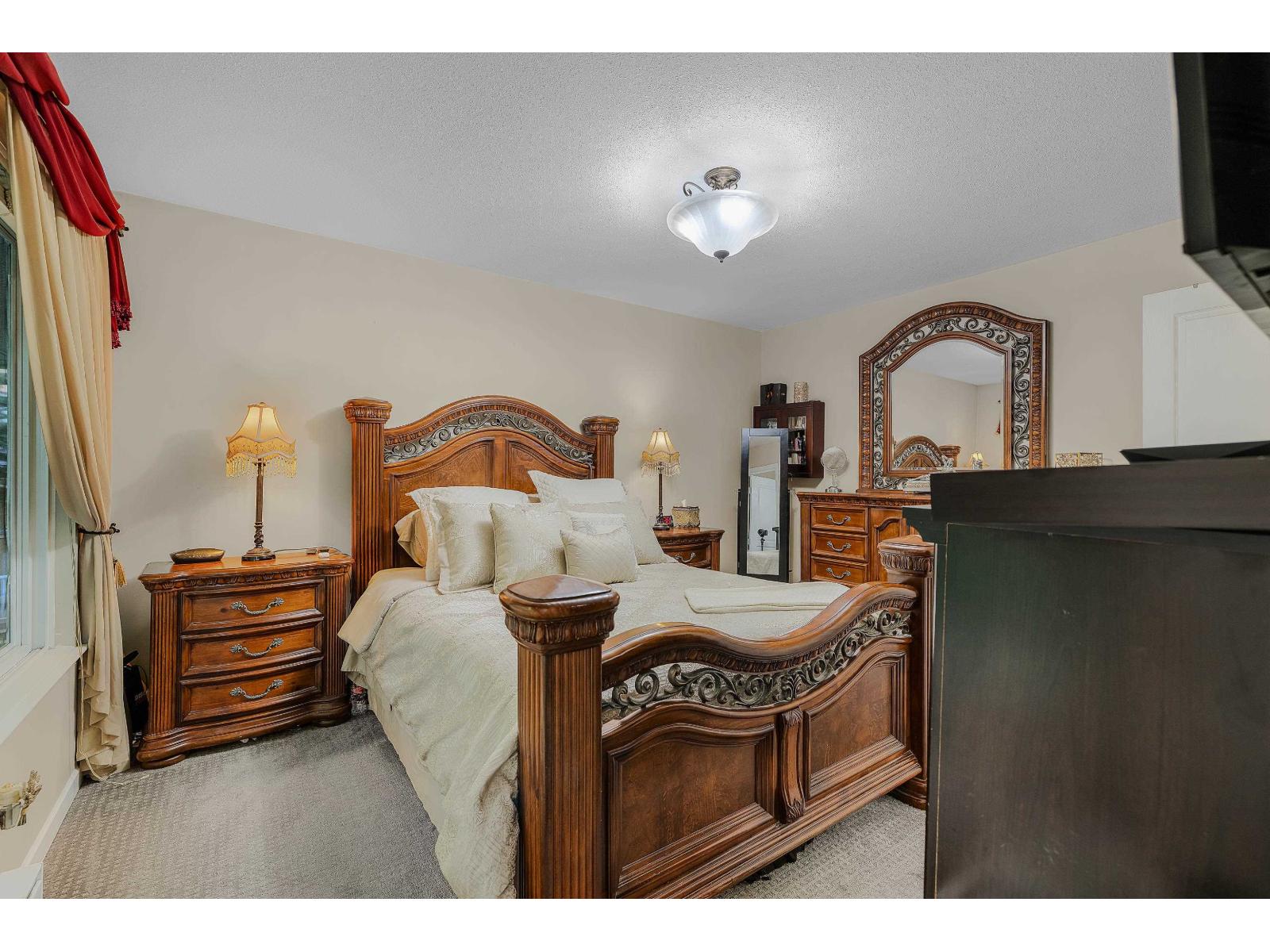 44 6110 138th Street Property Photo 19