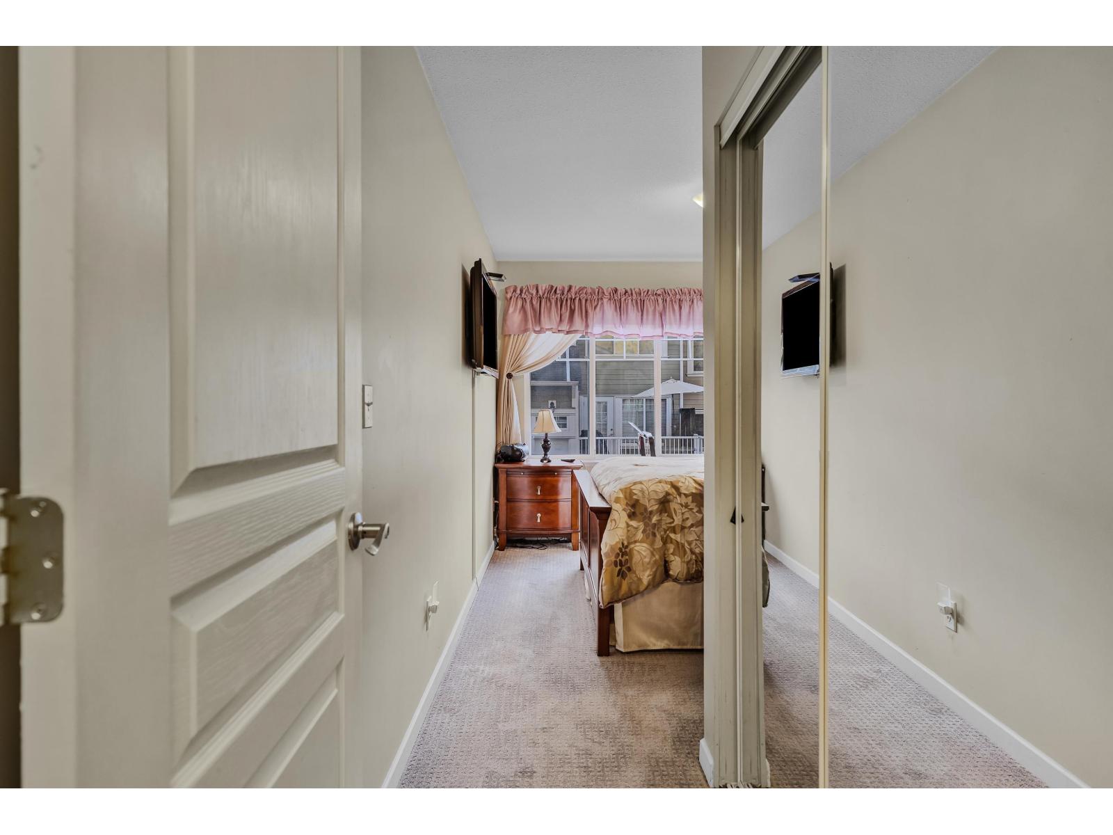 44 6110 138th Street Property Photo 20