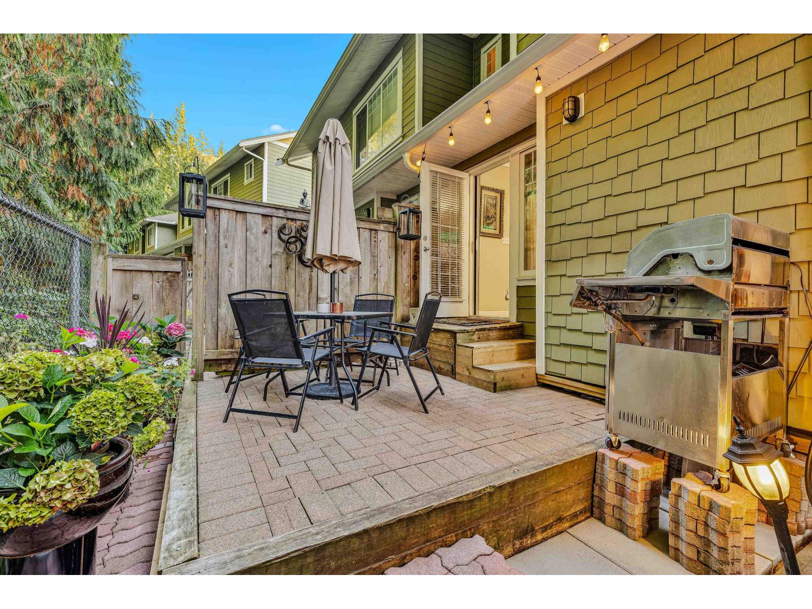 44 6110 138th Street Property Photo 27