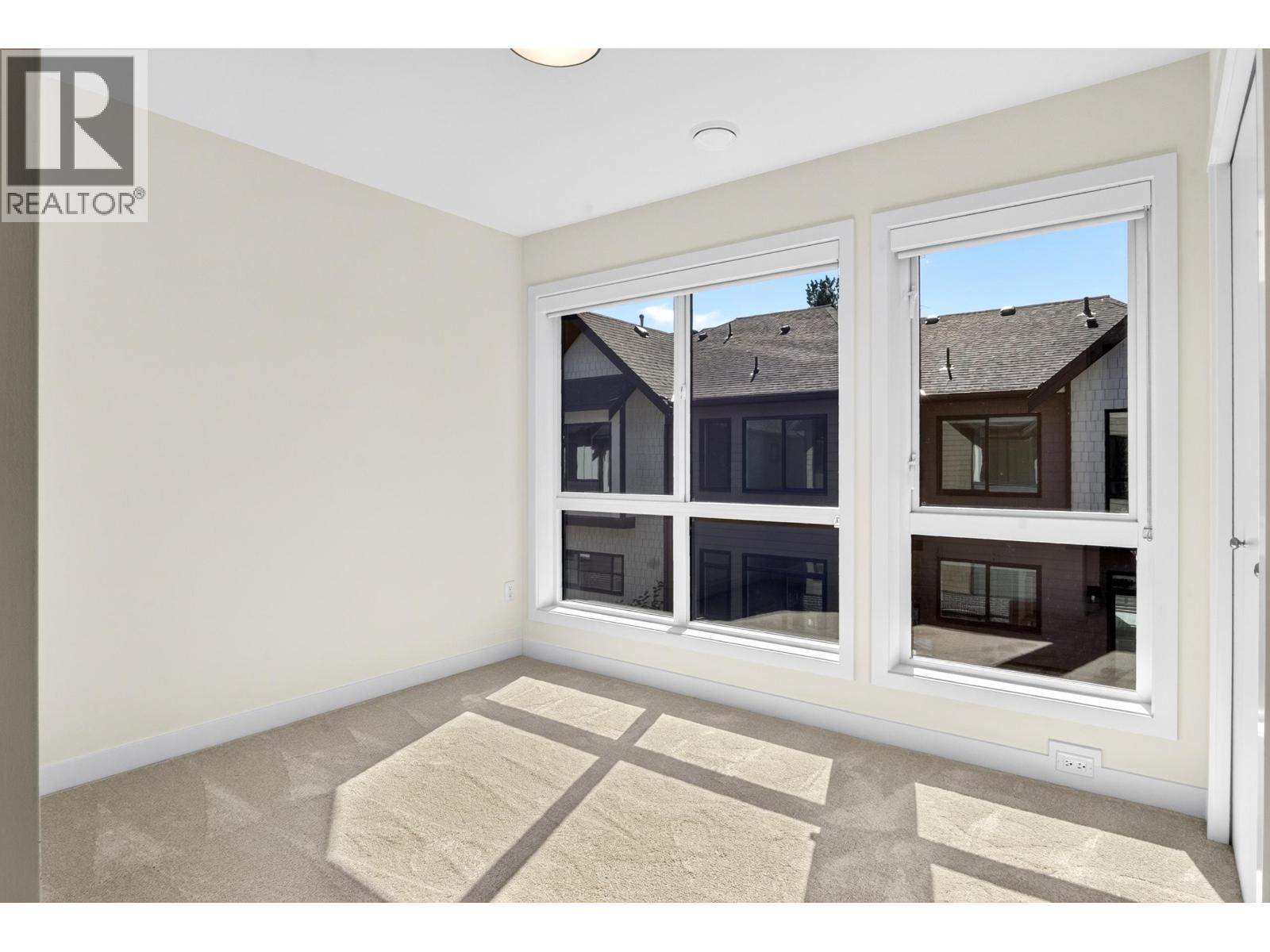 46 4337 Boundary Road Property Photo 17