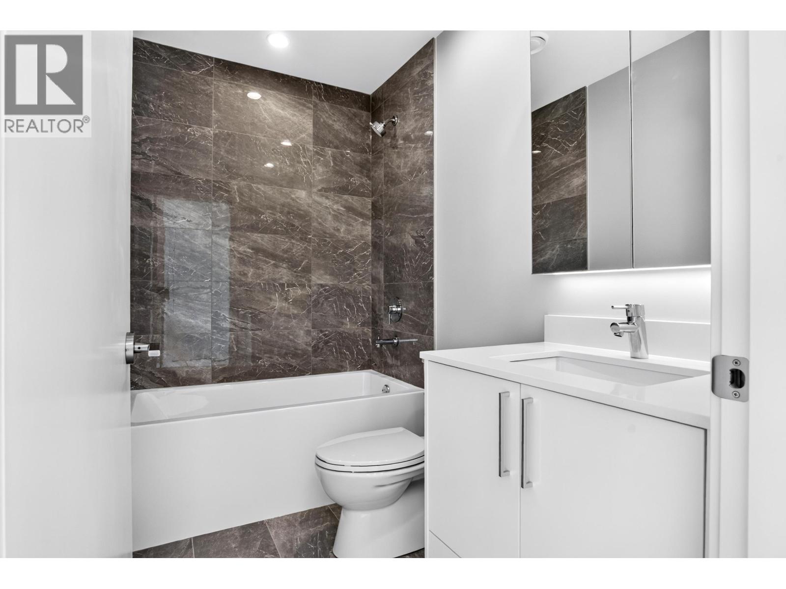 46 4337 Boundary Road Property Photo 21