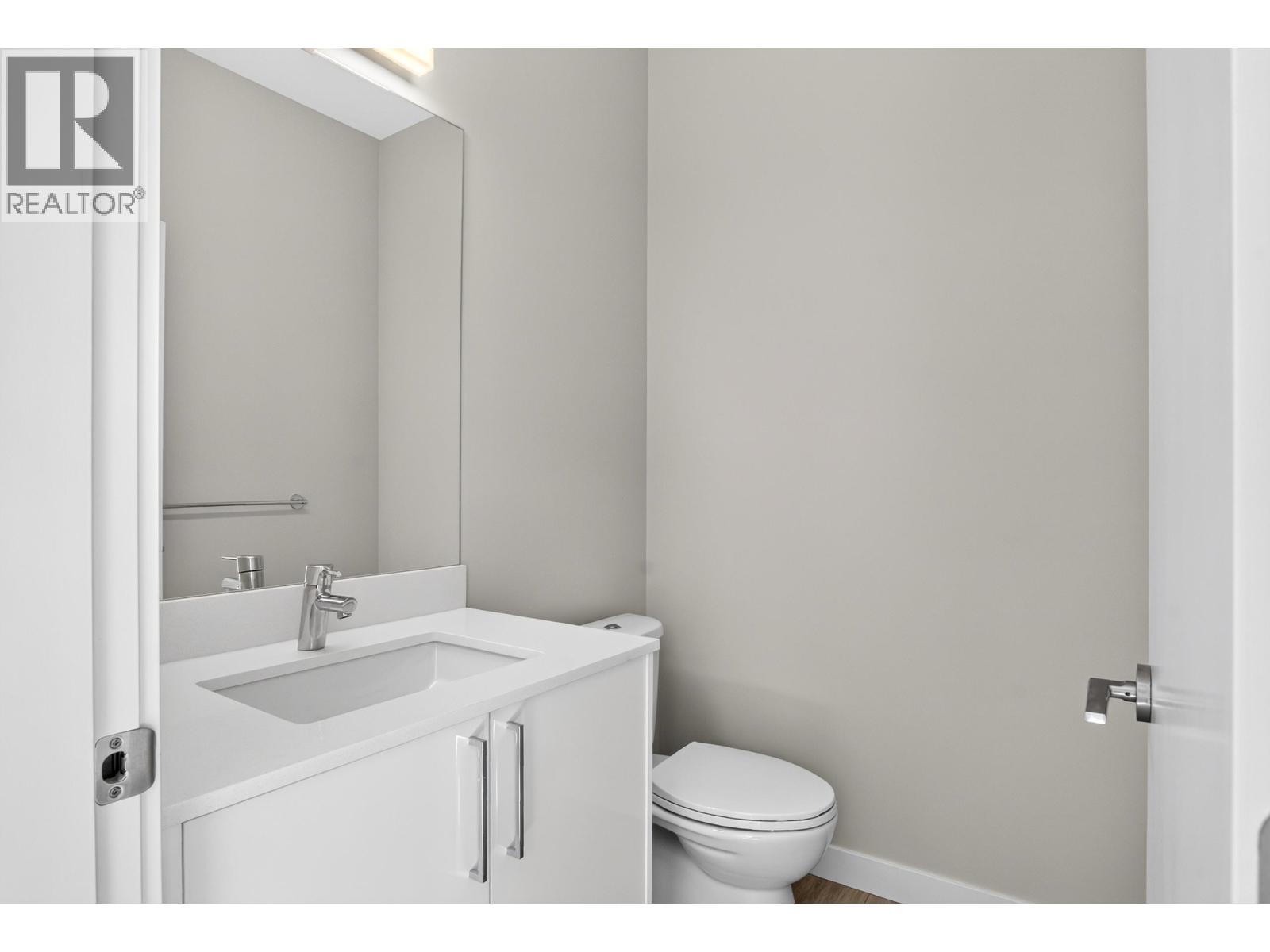 46 4337 Boundary Road Property Photo 23