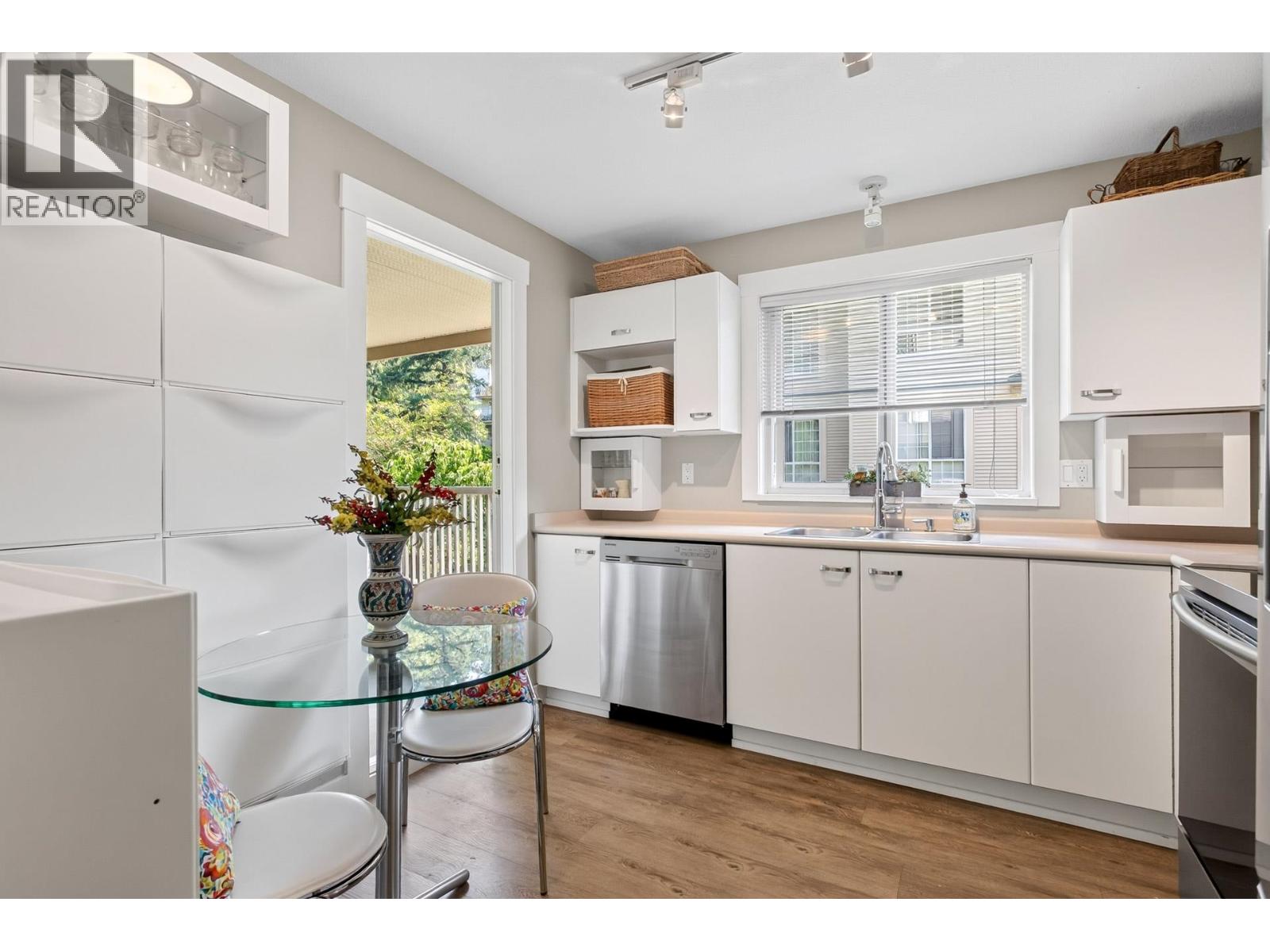 214 1242 Town Centre Boulevard Property Photo 15