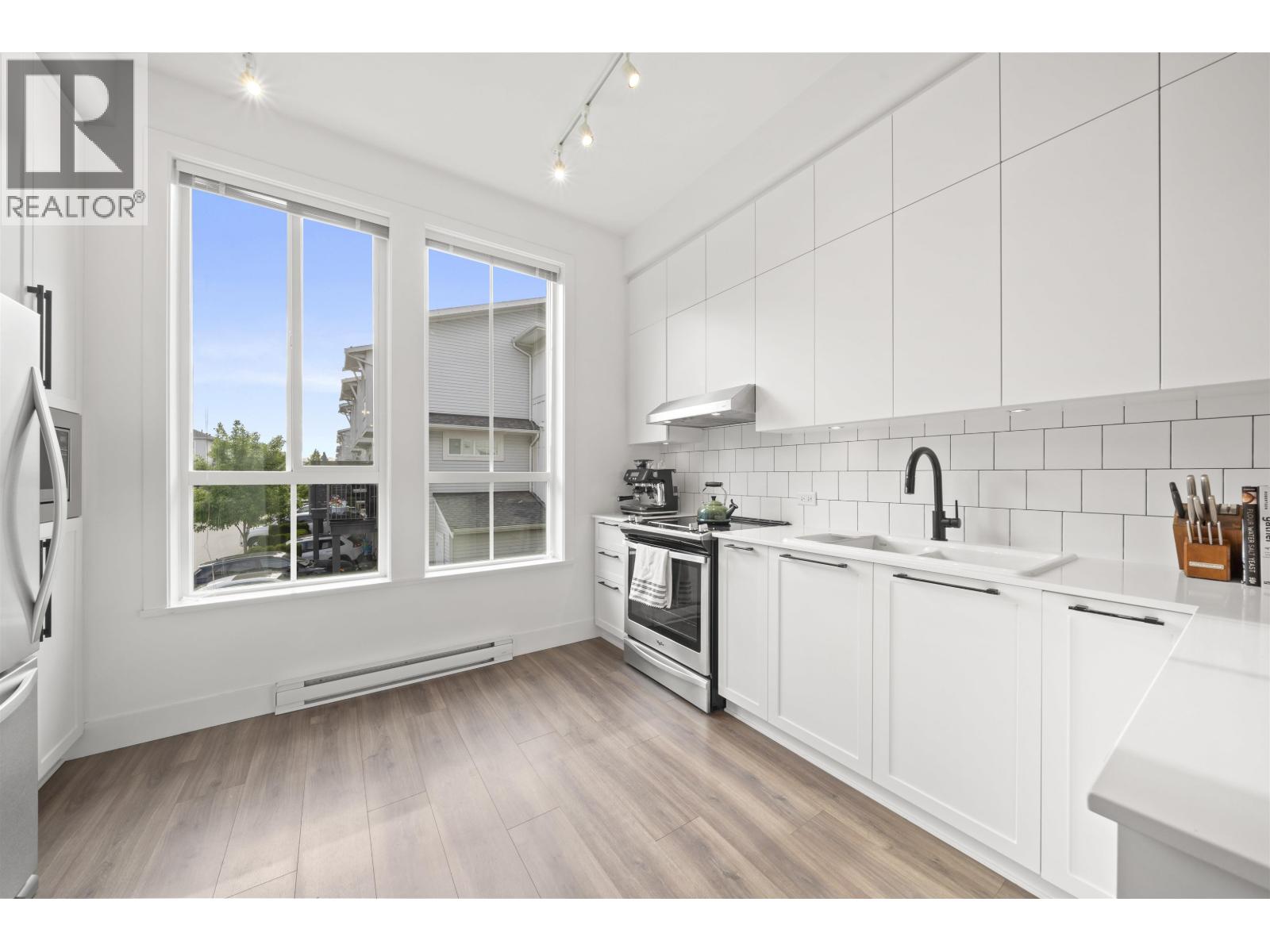 46 4656 Orca Way Property Photo 16