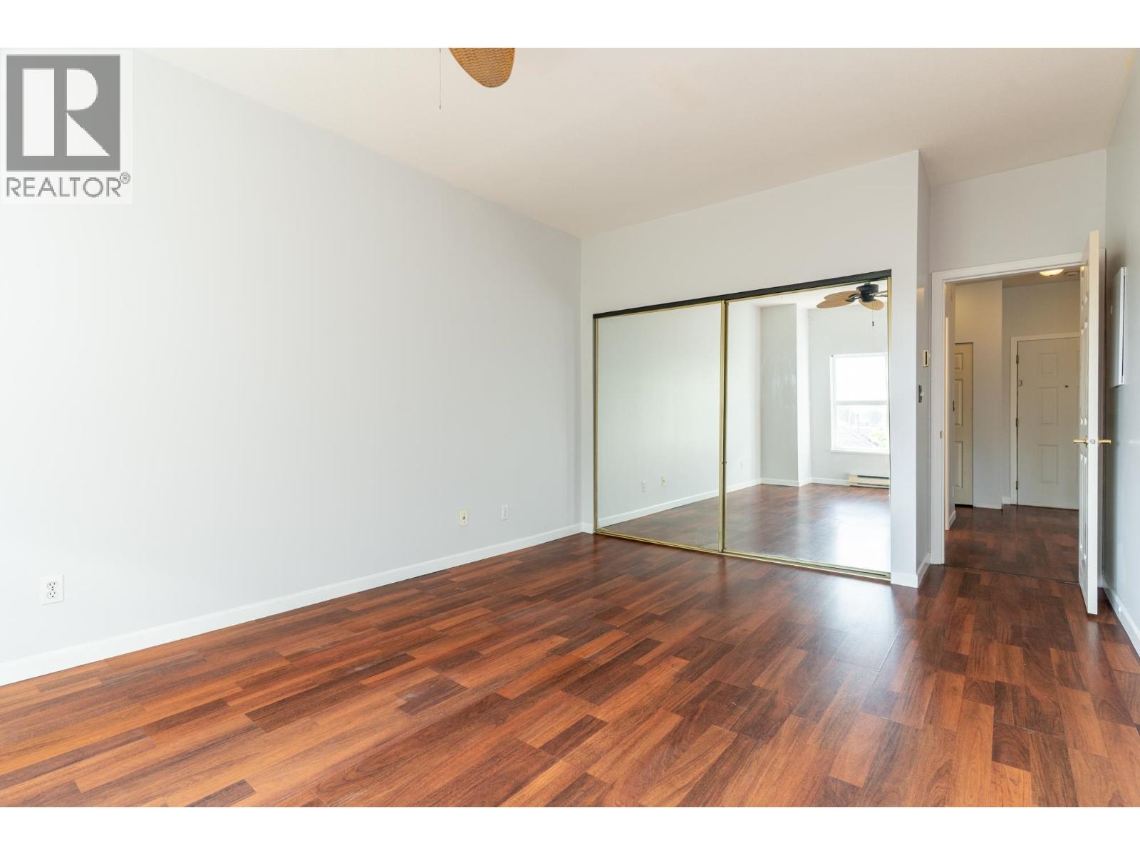 311 4738 53 Street Property Photo 13