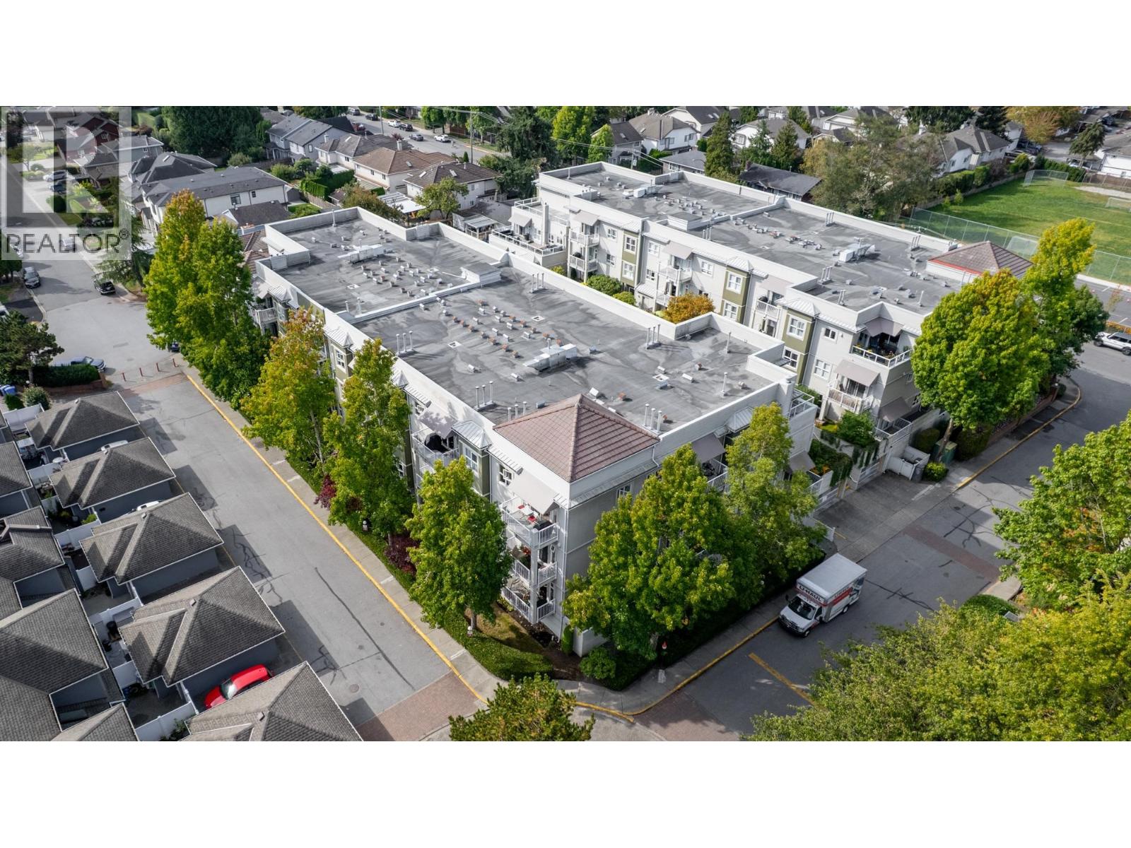 311 4738 53 Street Property Photo 20