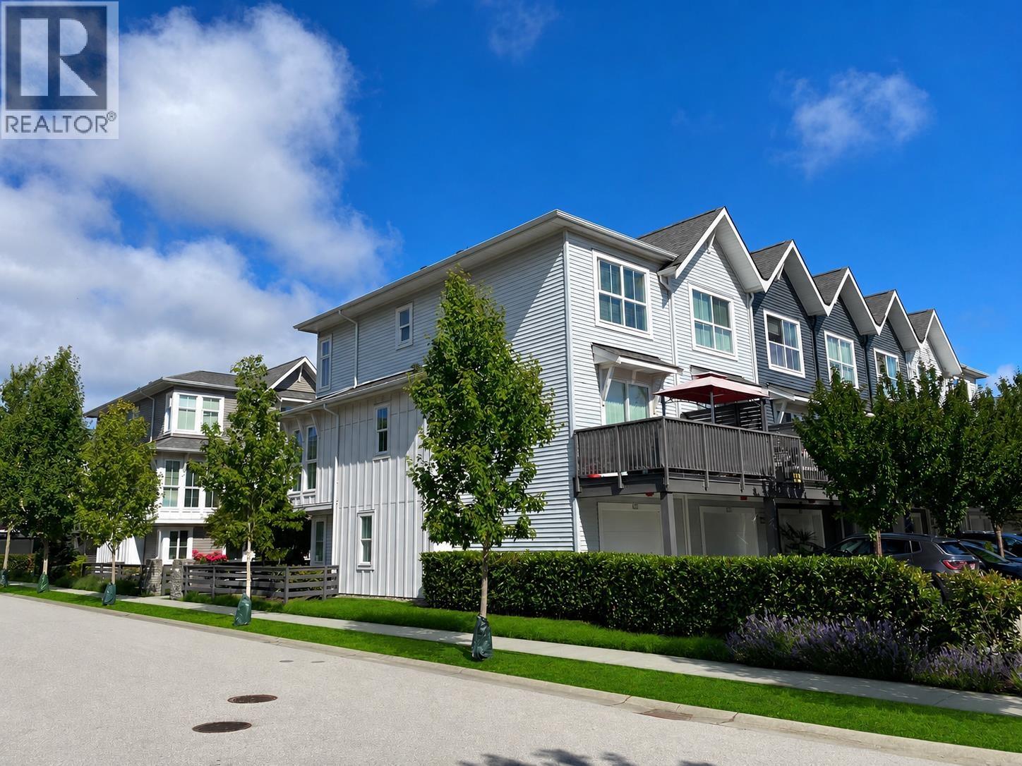 26 4656 Orca Way Property Photo 2
